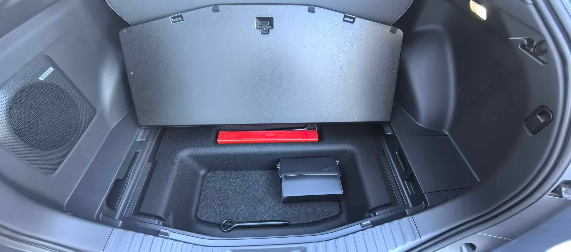 SUBARU Solterra eV Luxury 73,1kWh AWD-image-12