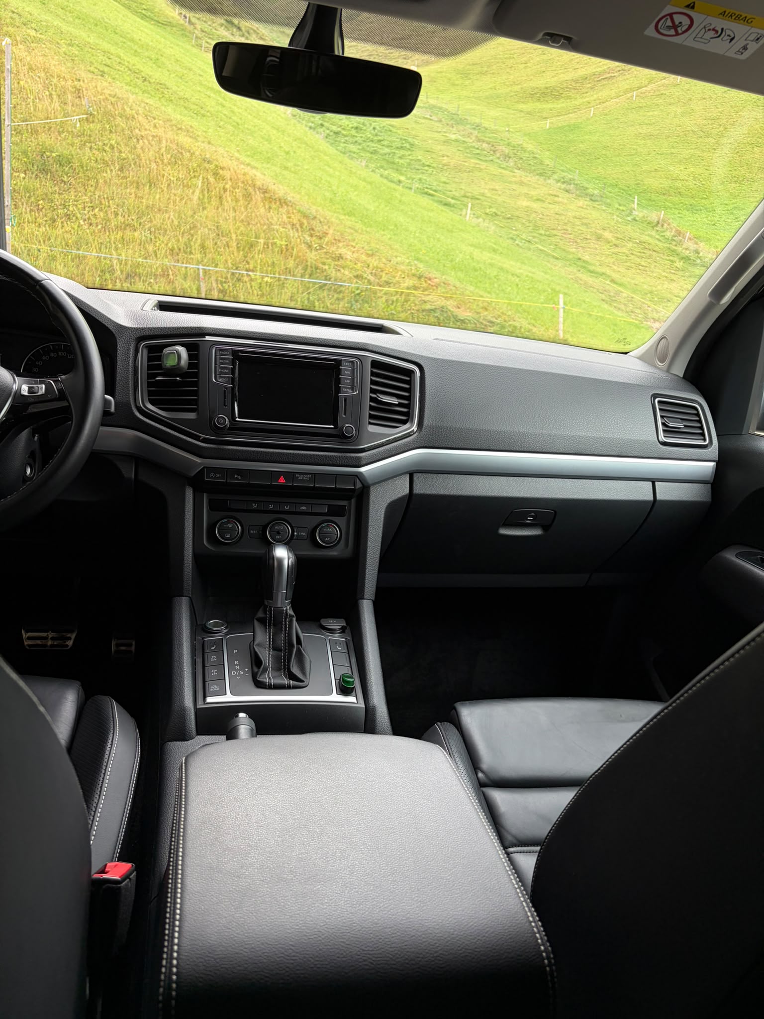 VW AMAROK-image-10