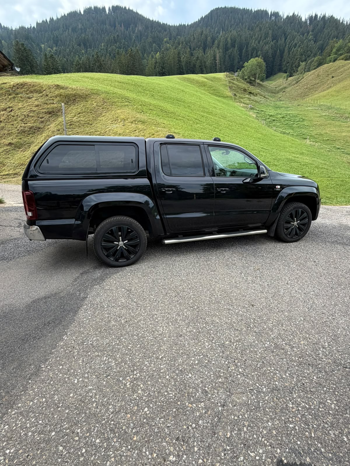 VW AMAROK-image-1