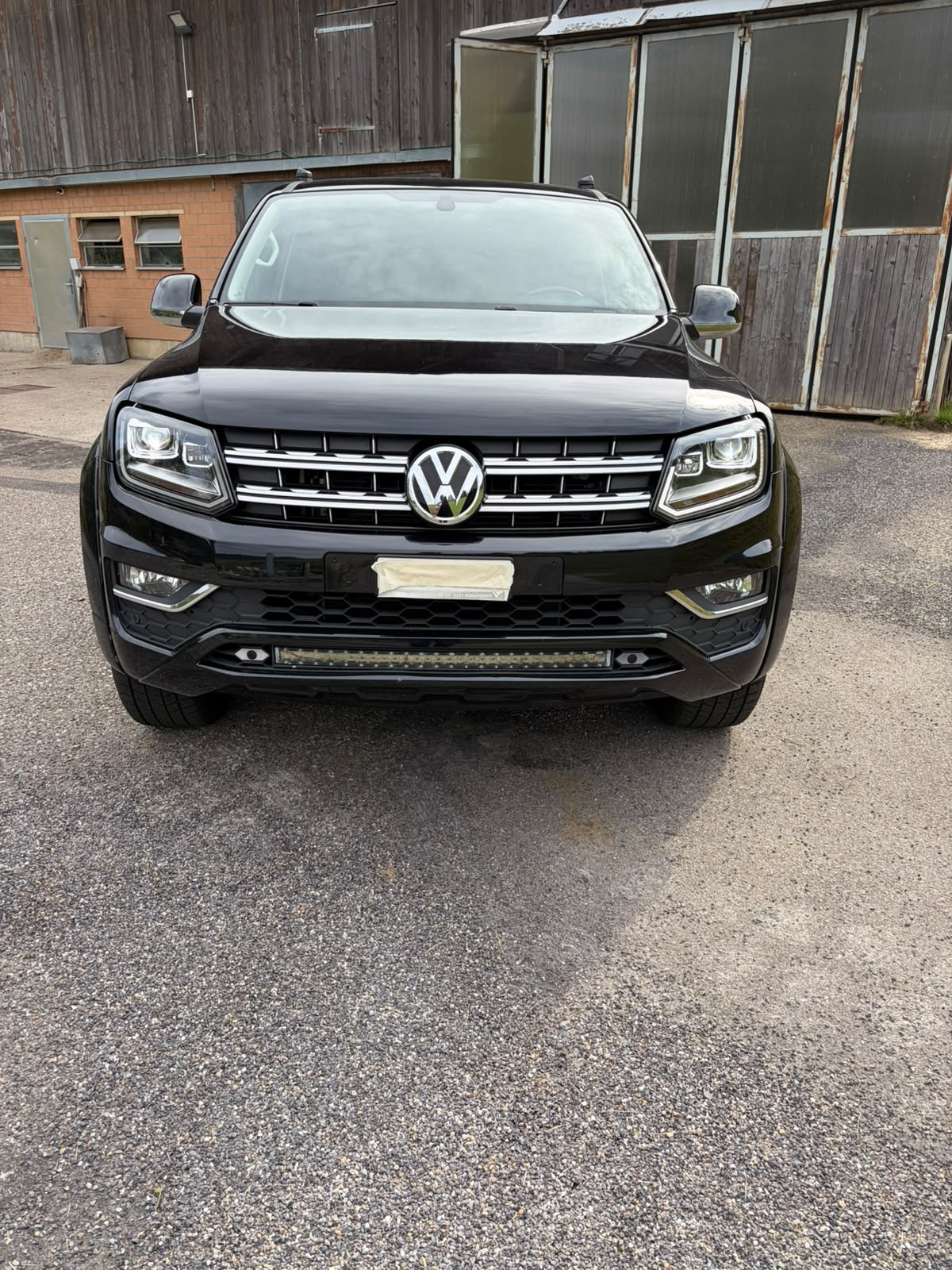 VW AMAROK-image-3