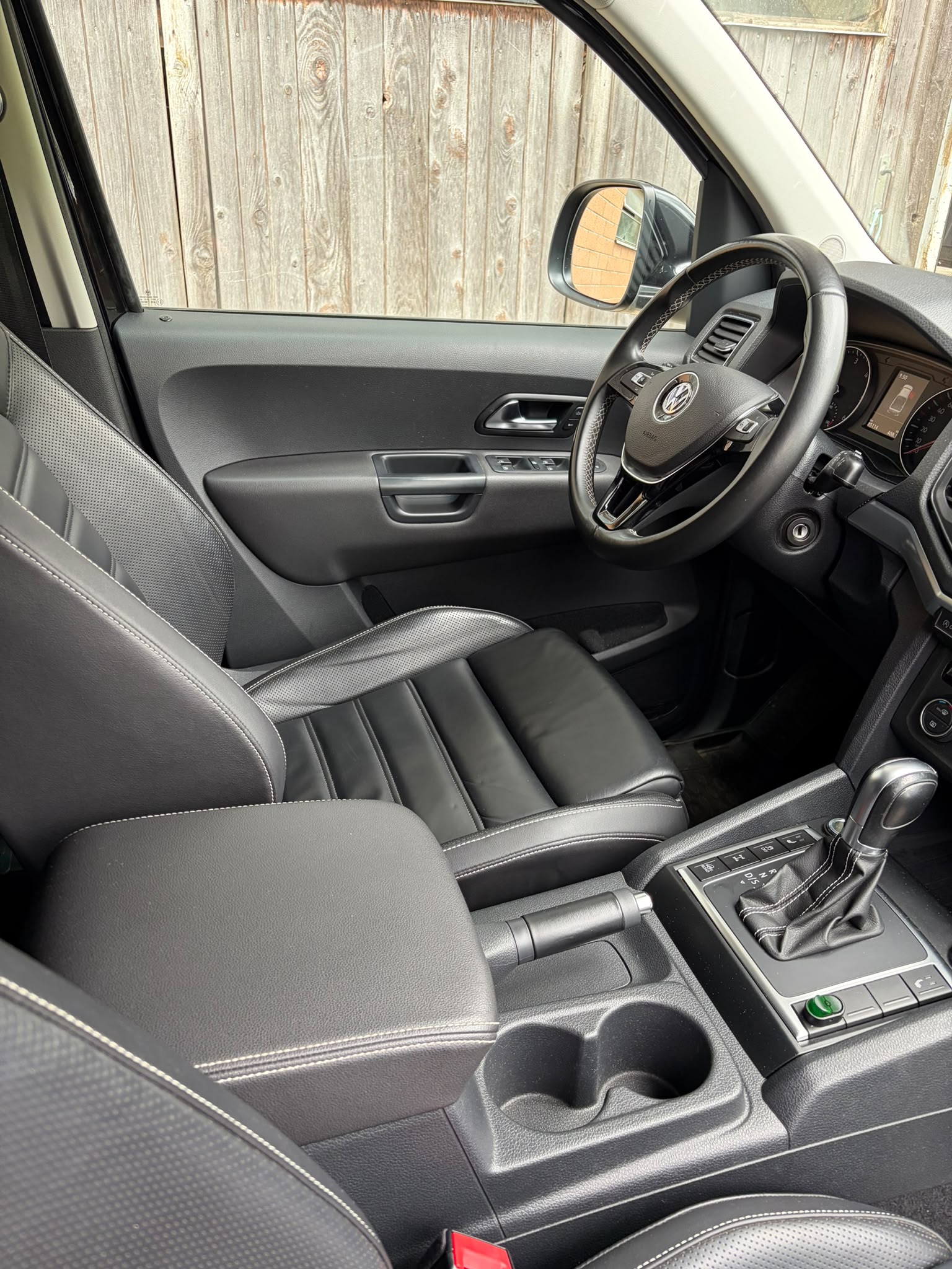 VW AMAROK-image-6