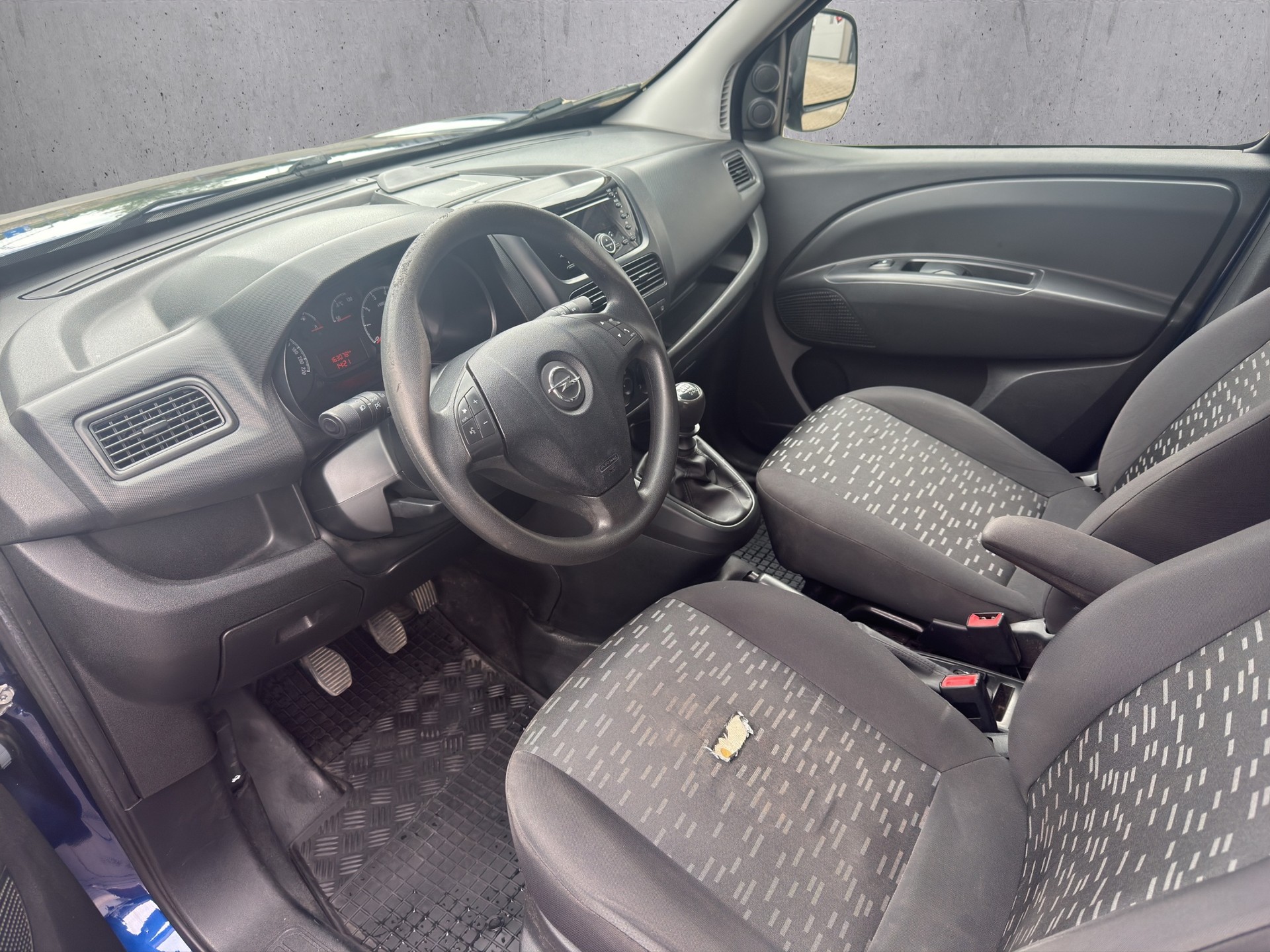 OPEL Combo 2.0 CDTI 2.0-image-9