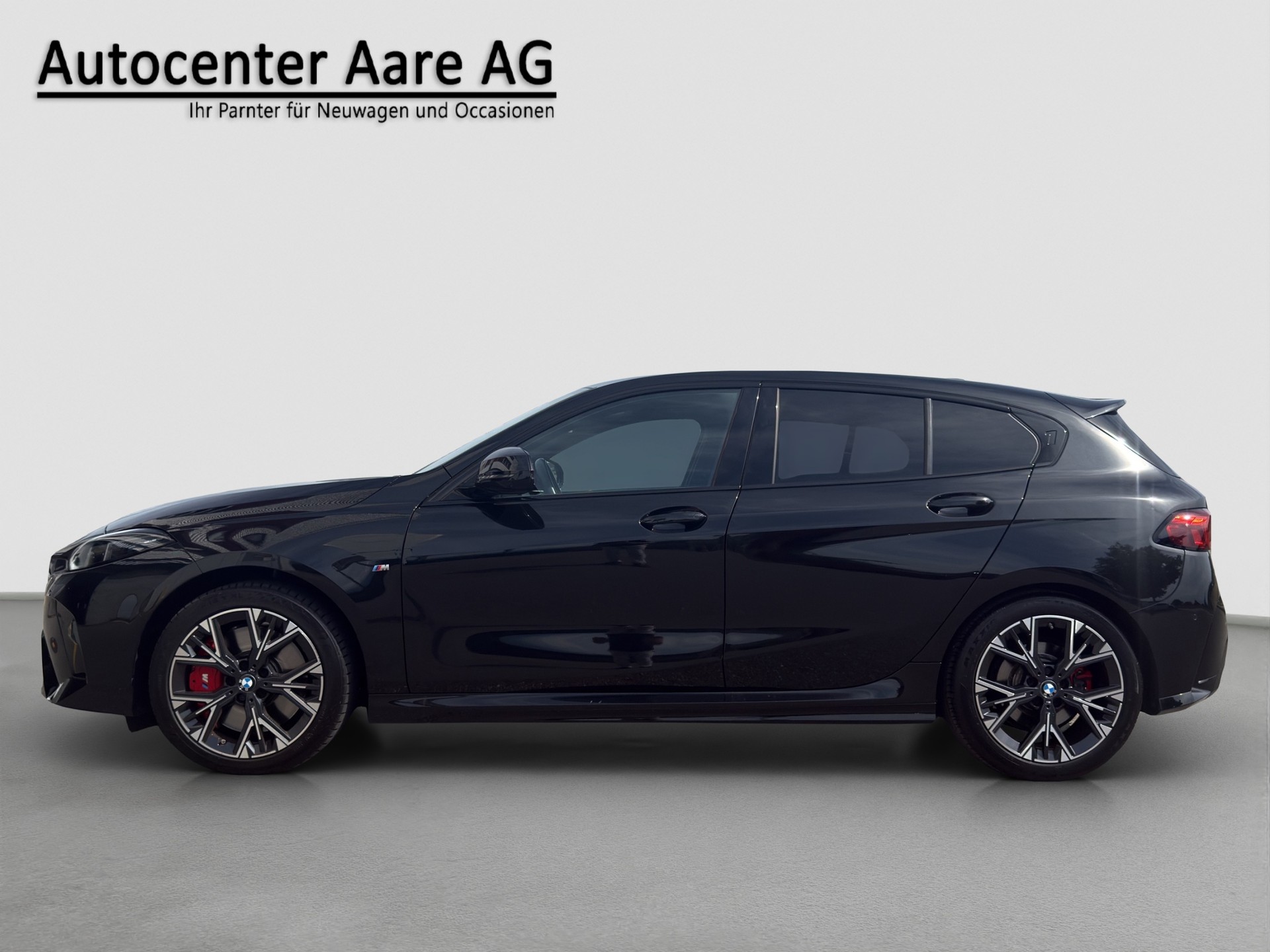 BMW 118d Steptronic M Sport Pro | HEAD-UP DISPLAY | MASSAGESITZE | 360° KAMERA | KEYLESS GO-image-3