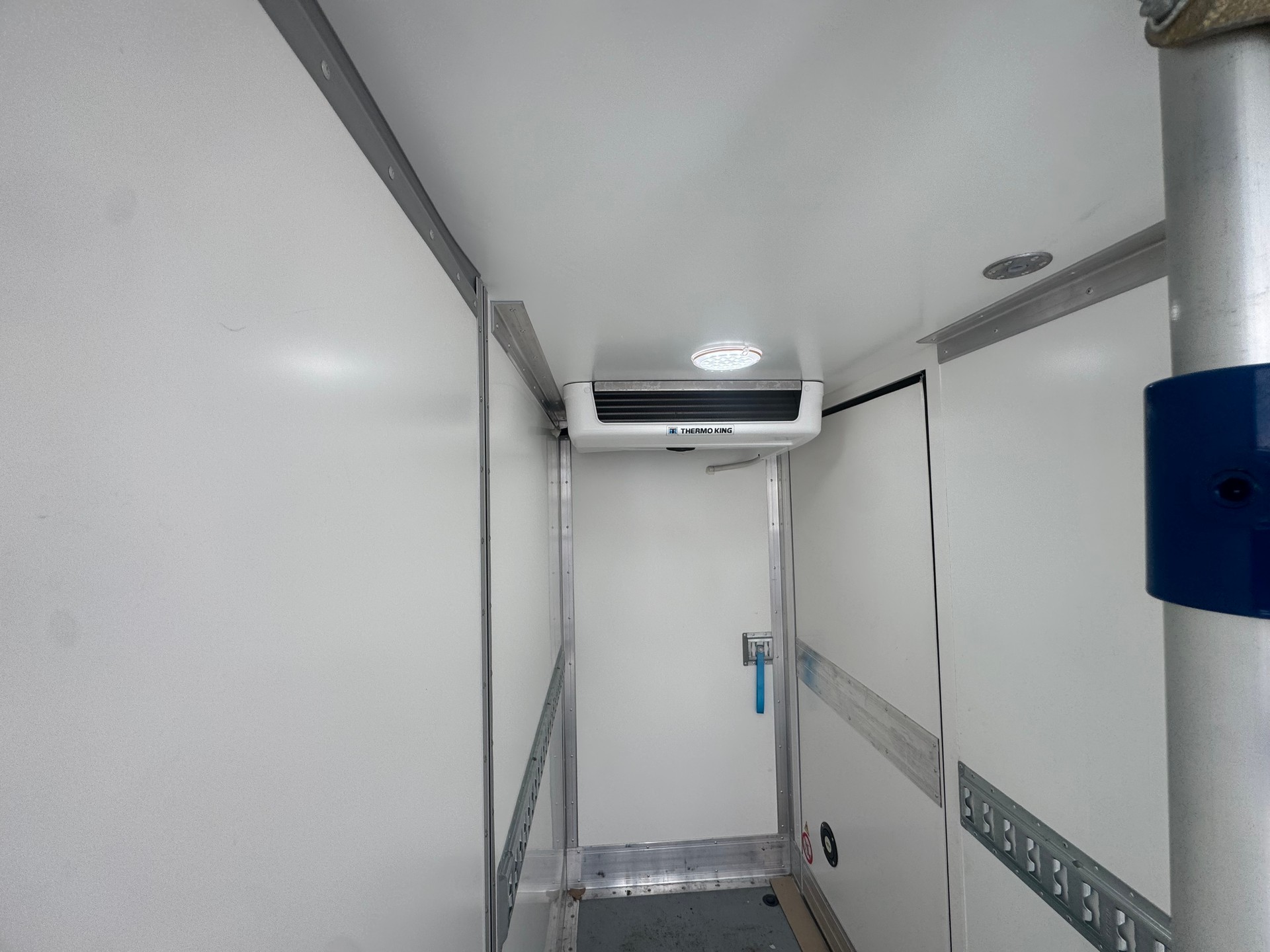 IVECO DAILY-image-9