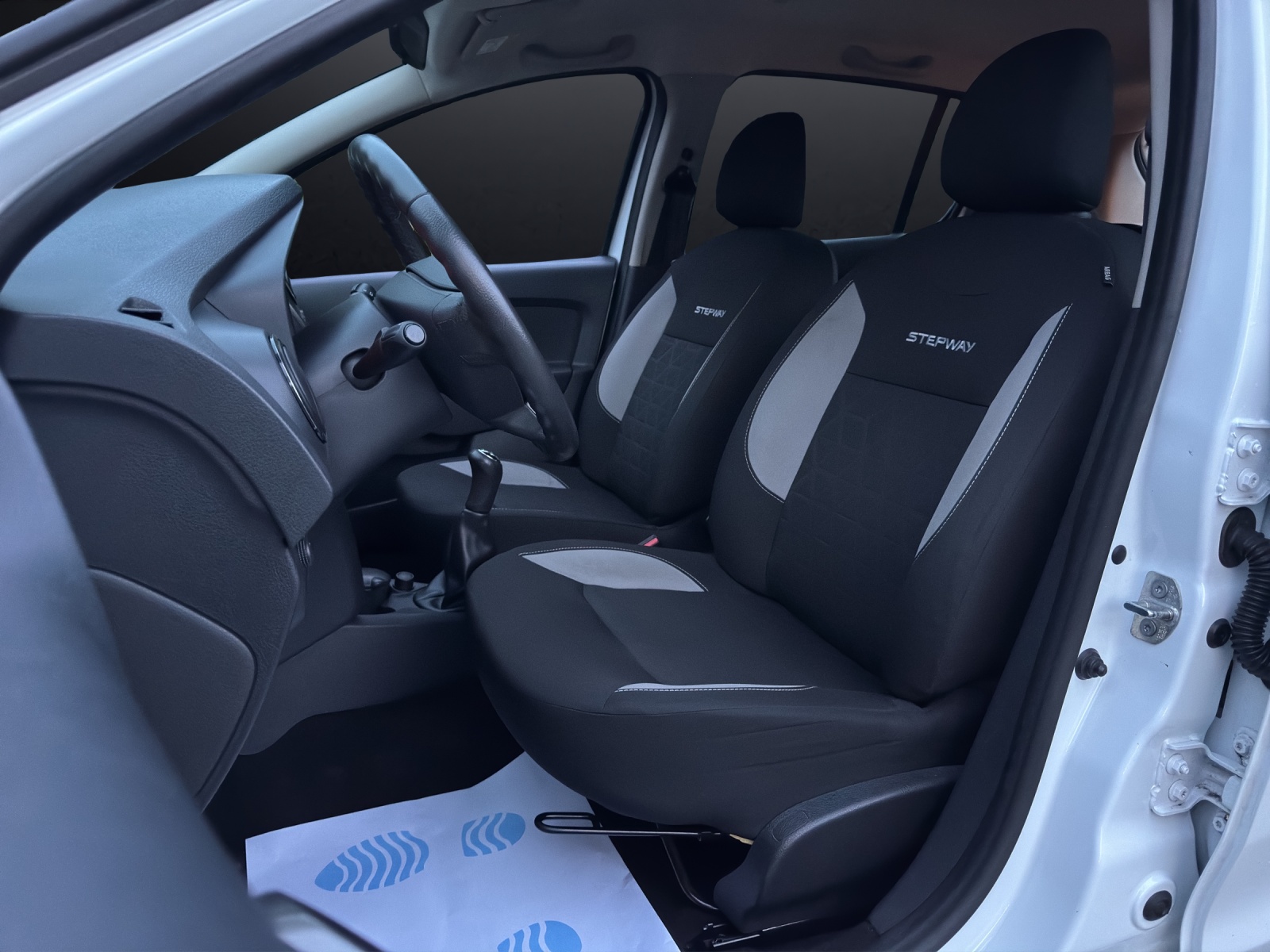 DACIA Sandero Tce 90 Stepway Lauréate * Frisch ab MFK & * Frisch ab Service .-image-8