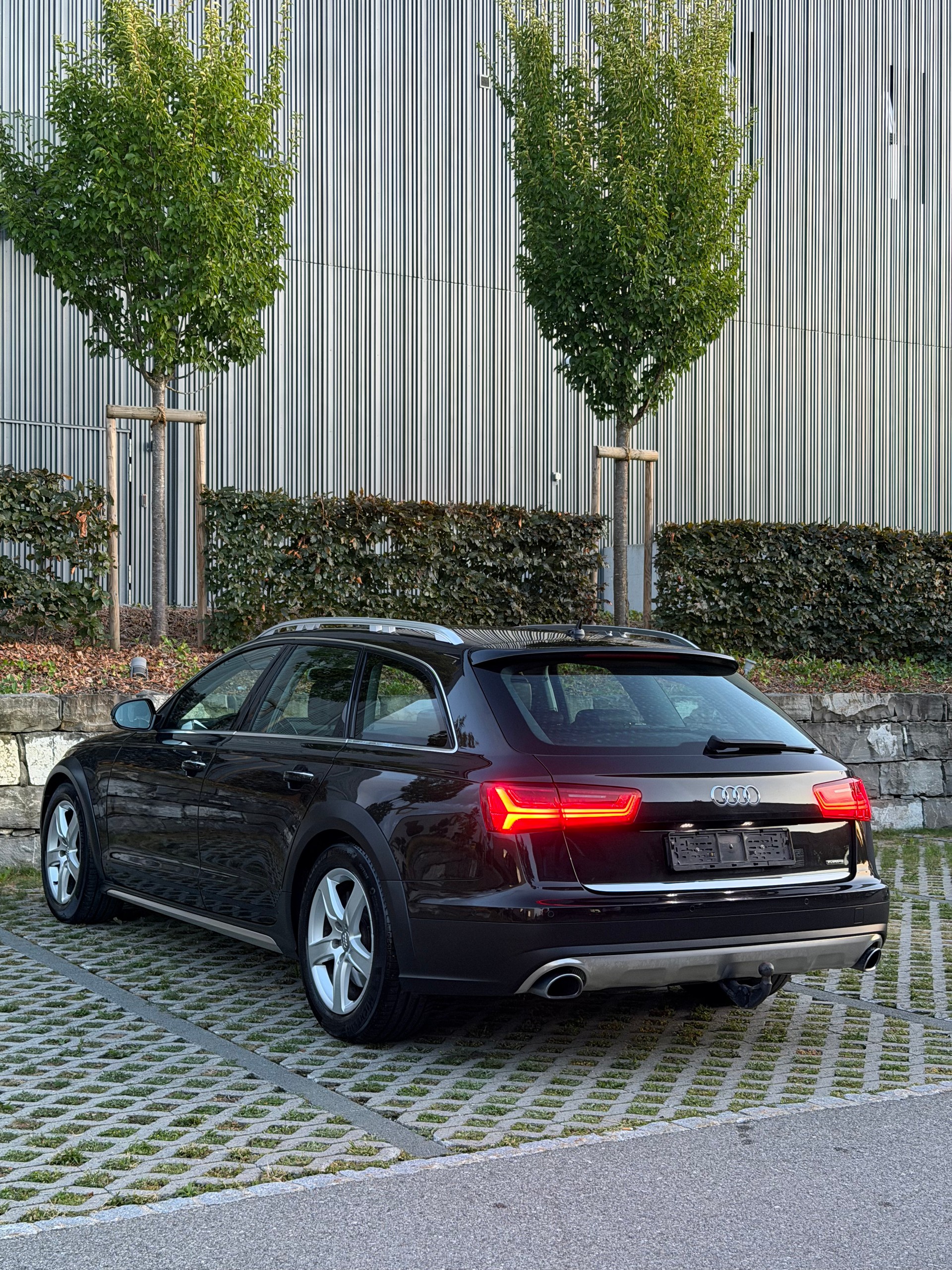 AUDI A6 allroad 3.0 TDI V6 quattro S-tronic-image-4