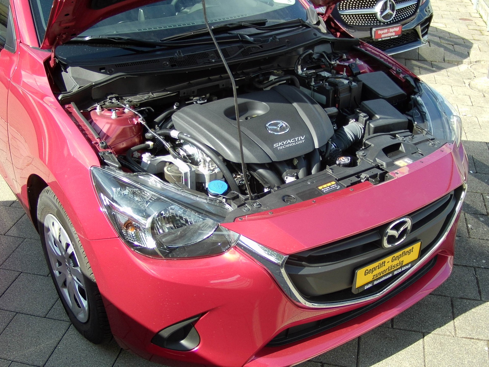 MAZDA 2 1.5i 16V Skyactiv-G Ambition Drive-image-3