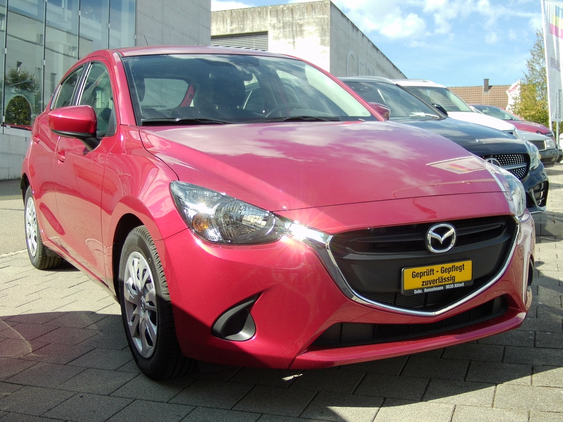 MAZDA 2 1.5i 16V Skyactiv-G Ambition Drive-image-2