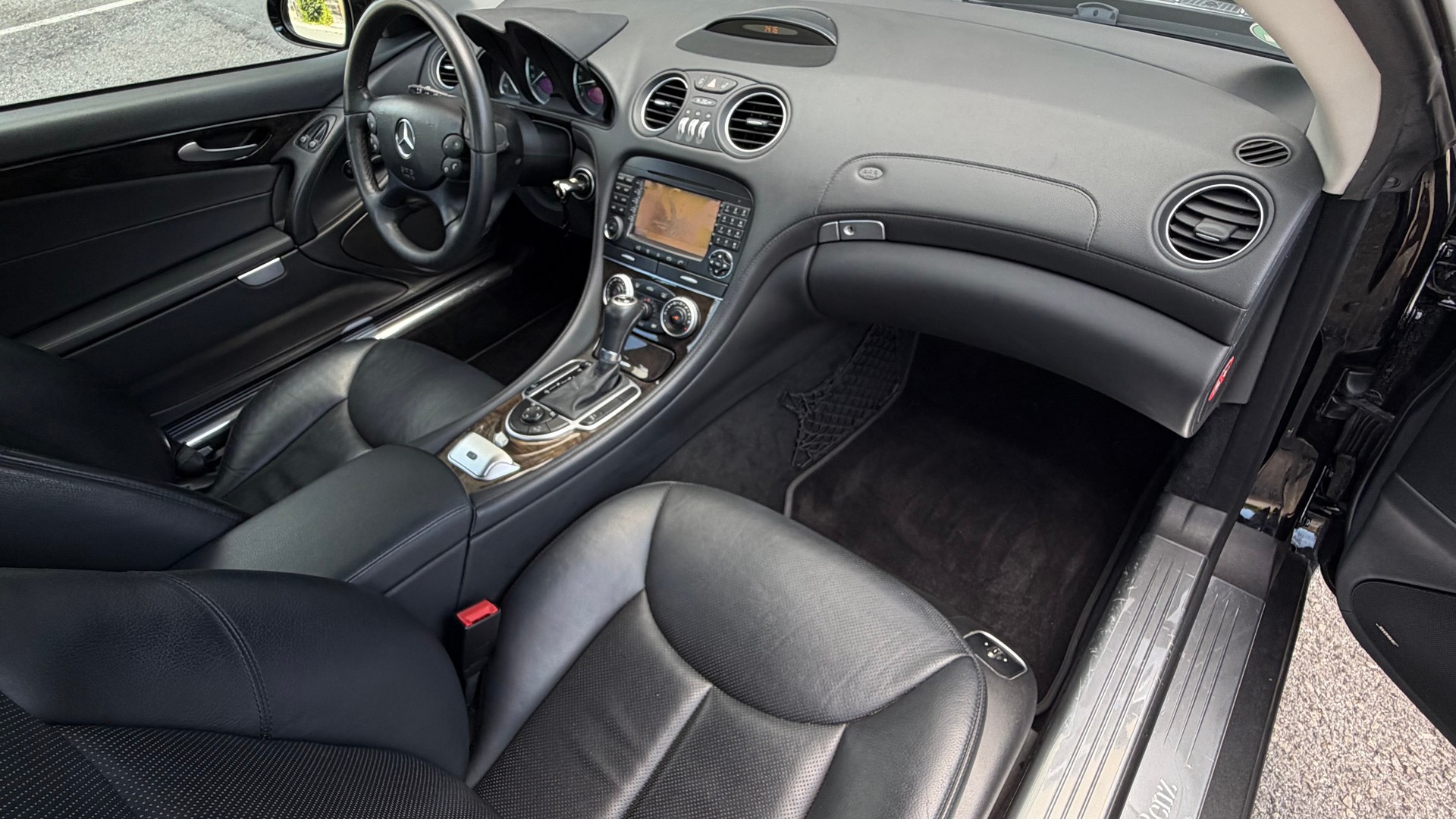 MERCEDES-BENZ SL 350 7G-Tronic♦️1.Hand*Service gepflegt*Sommerauto♦️-image-24