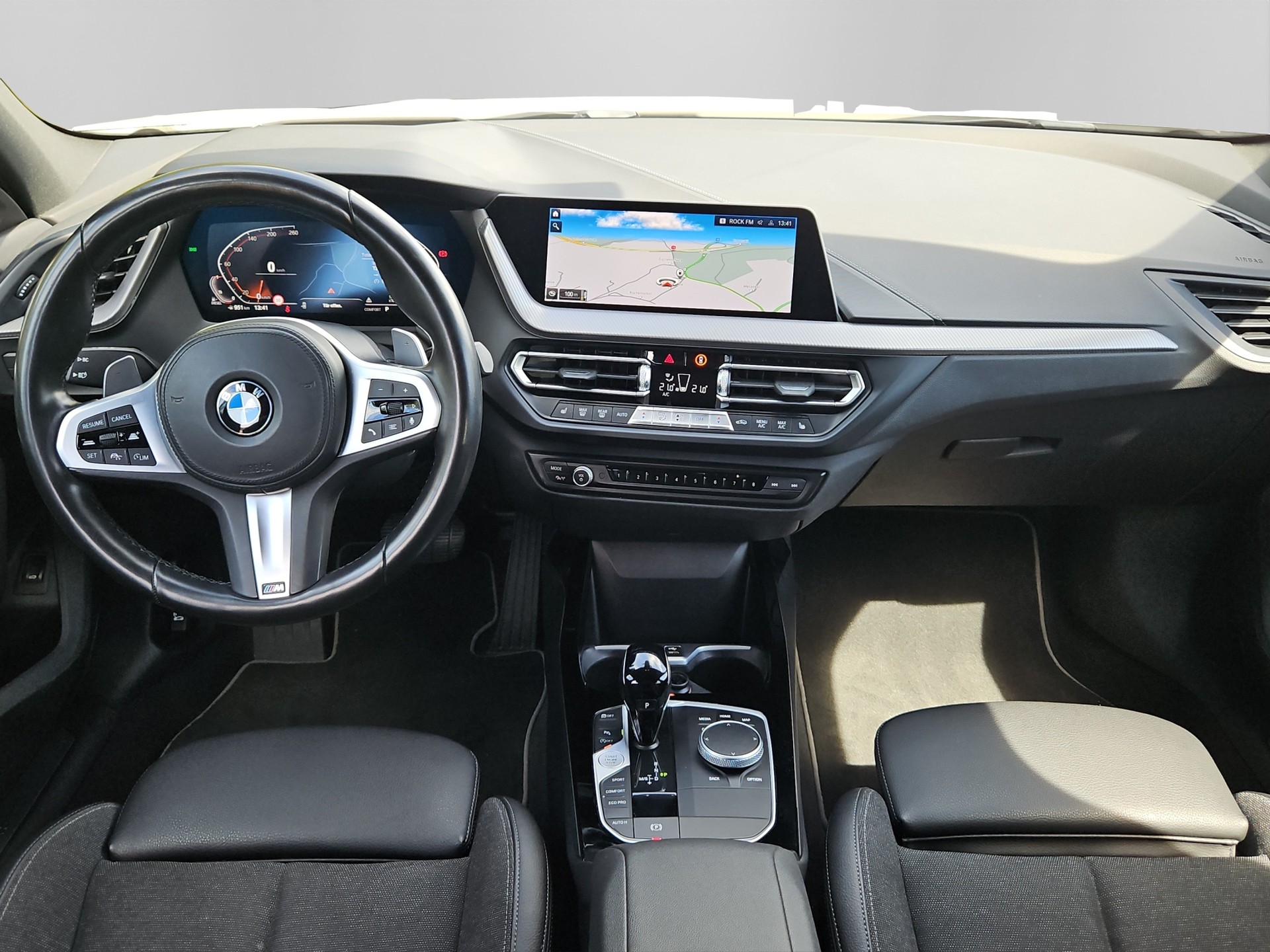 BMW 120d xDrive Steptronic Sport Line-image-13