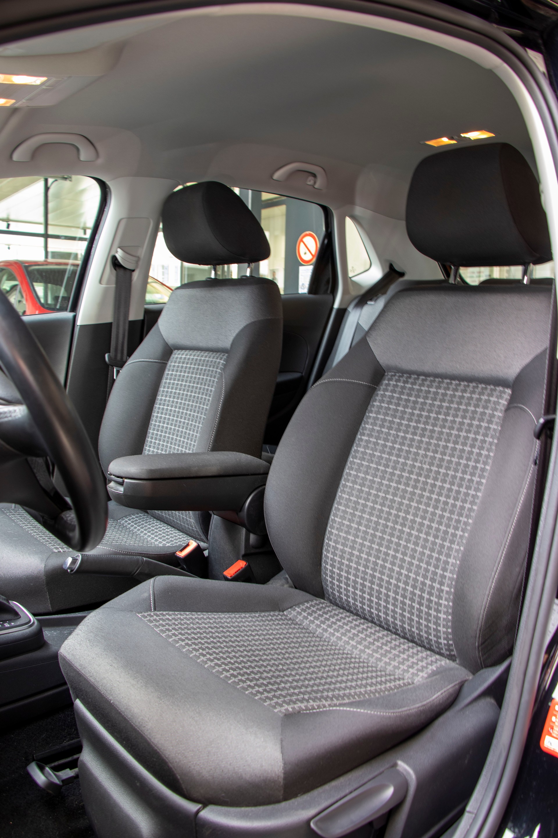VW Polo 1.2 TSI BMT Comfortline DSG-image-4