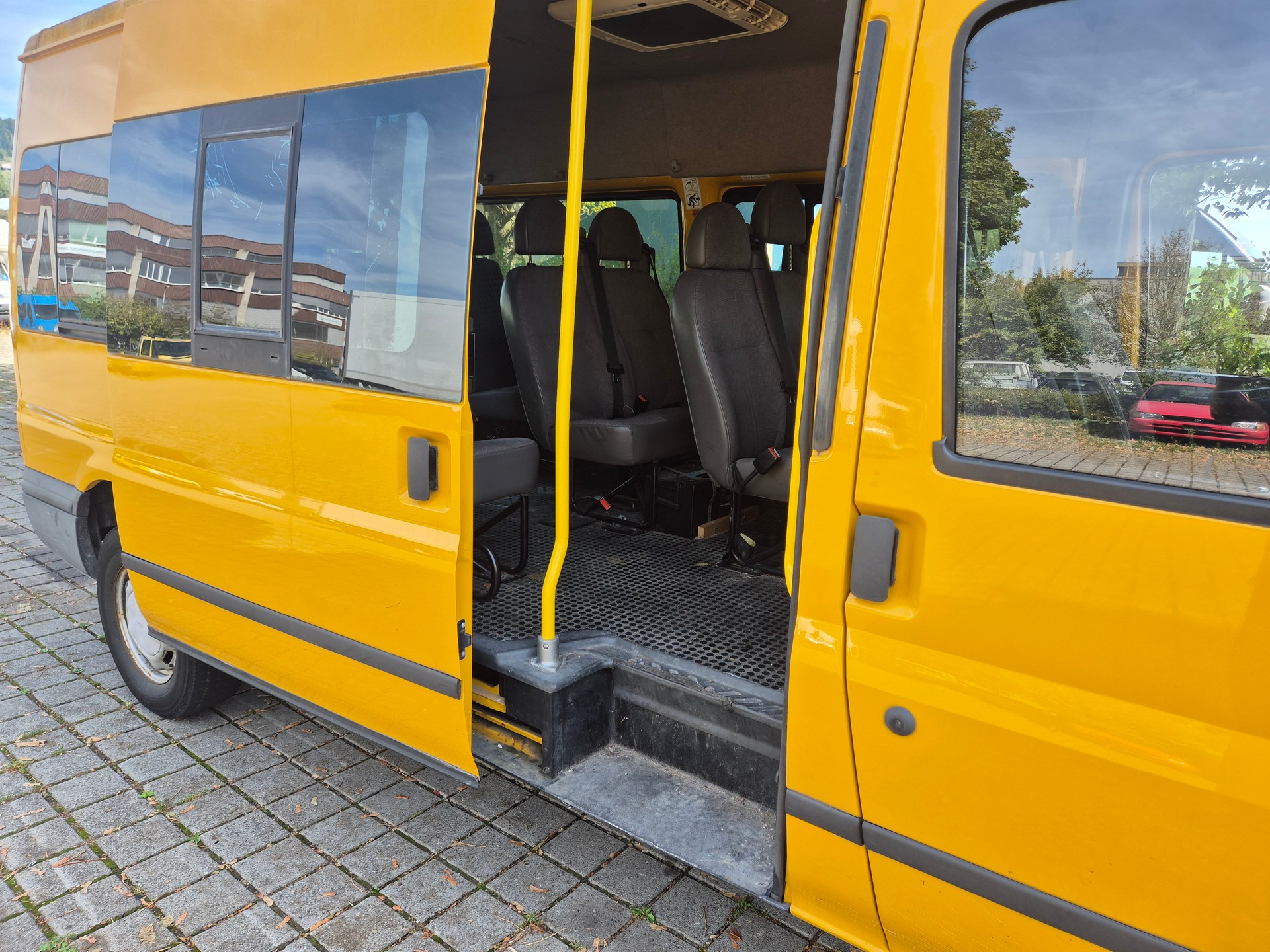 FORD Transit-image-4