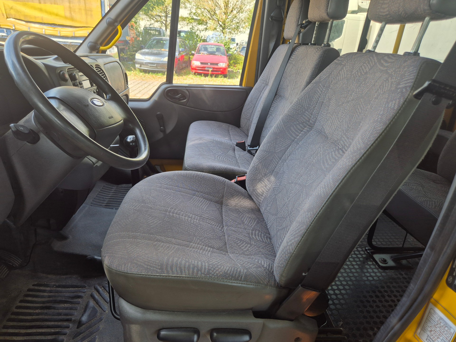 FORD Transit-image-11