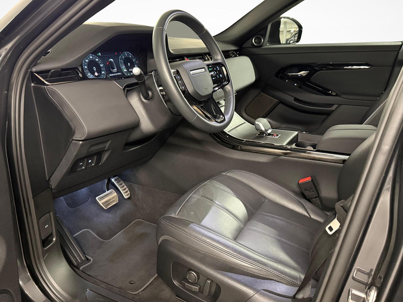 LAND ROVER Range Rover Evoque 1.5 T 270e Dynamic SE-image-10