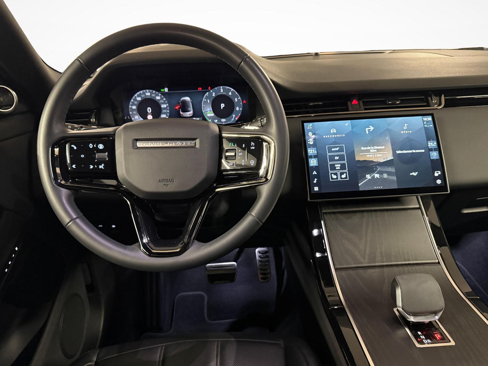 LAND ROVER Range Rover Evoque 1.5 T 270e Dynamic SE-image-13