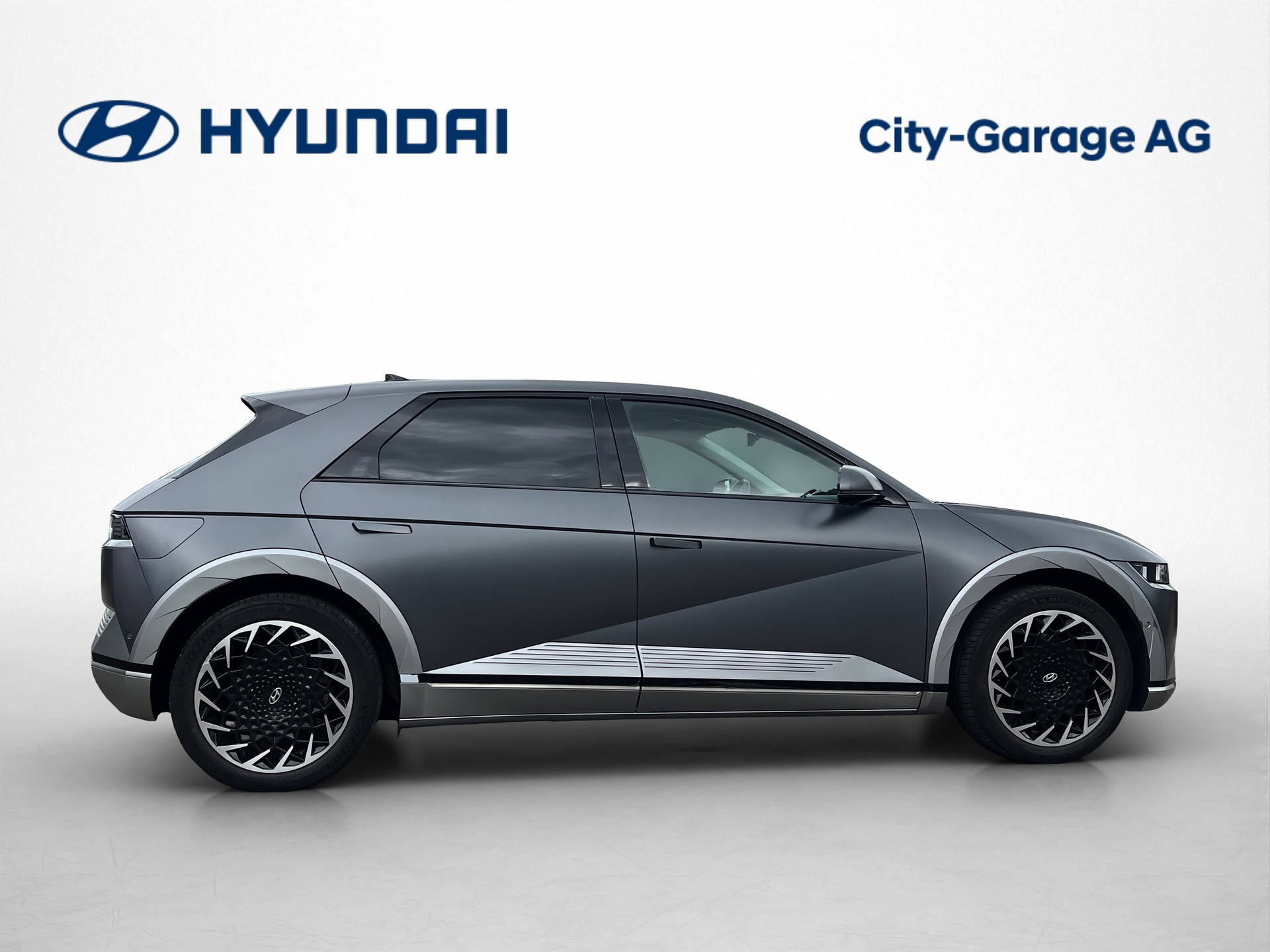 HYUNDAI Ioniq 5 72,6 kWh Vertex 4WD-image-4
