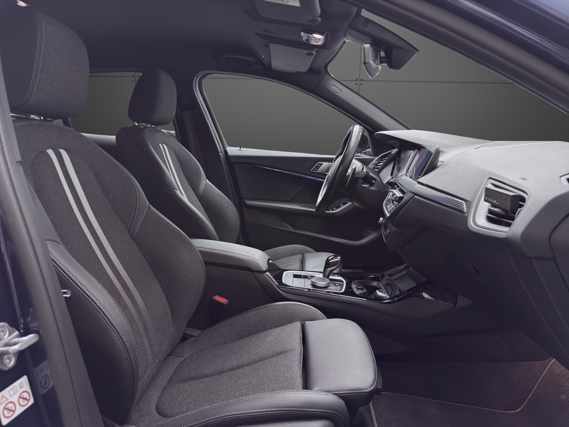 BMW 120d xDrive Steptronic Sport Line-image-10