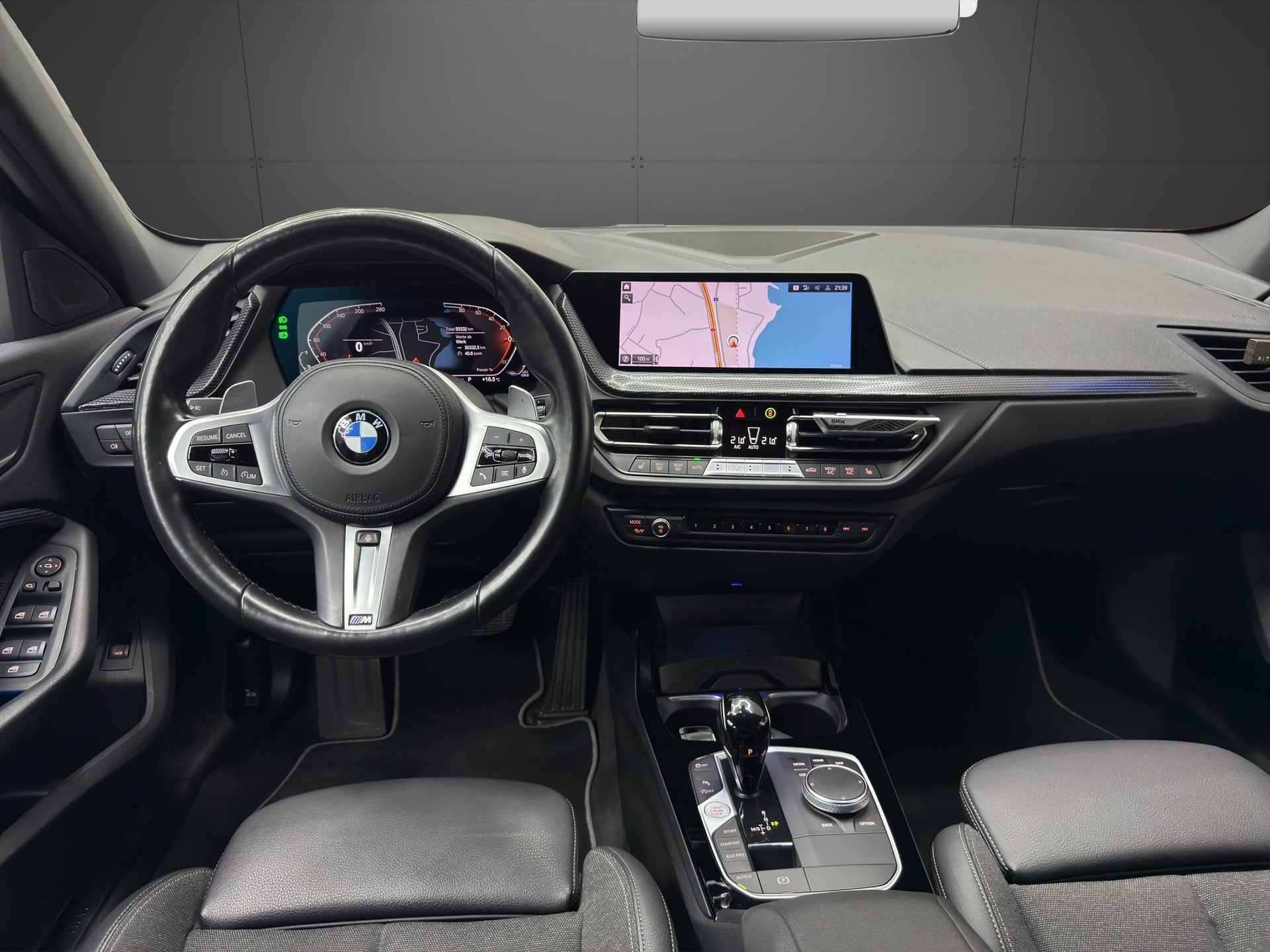 BMW 120d xDrive Steptronic Sport Line-image-9