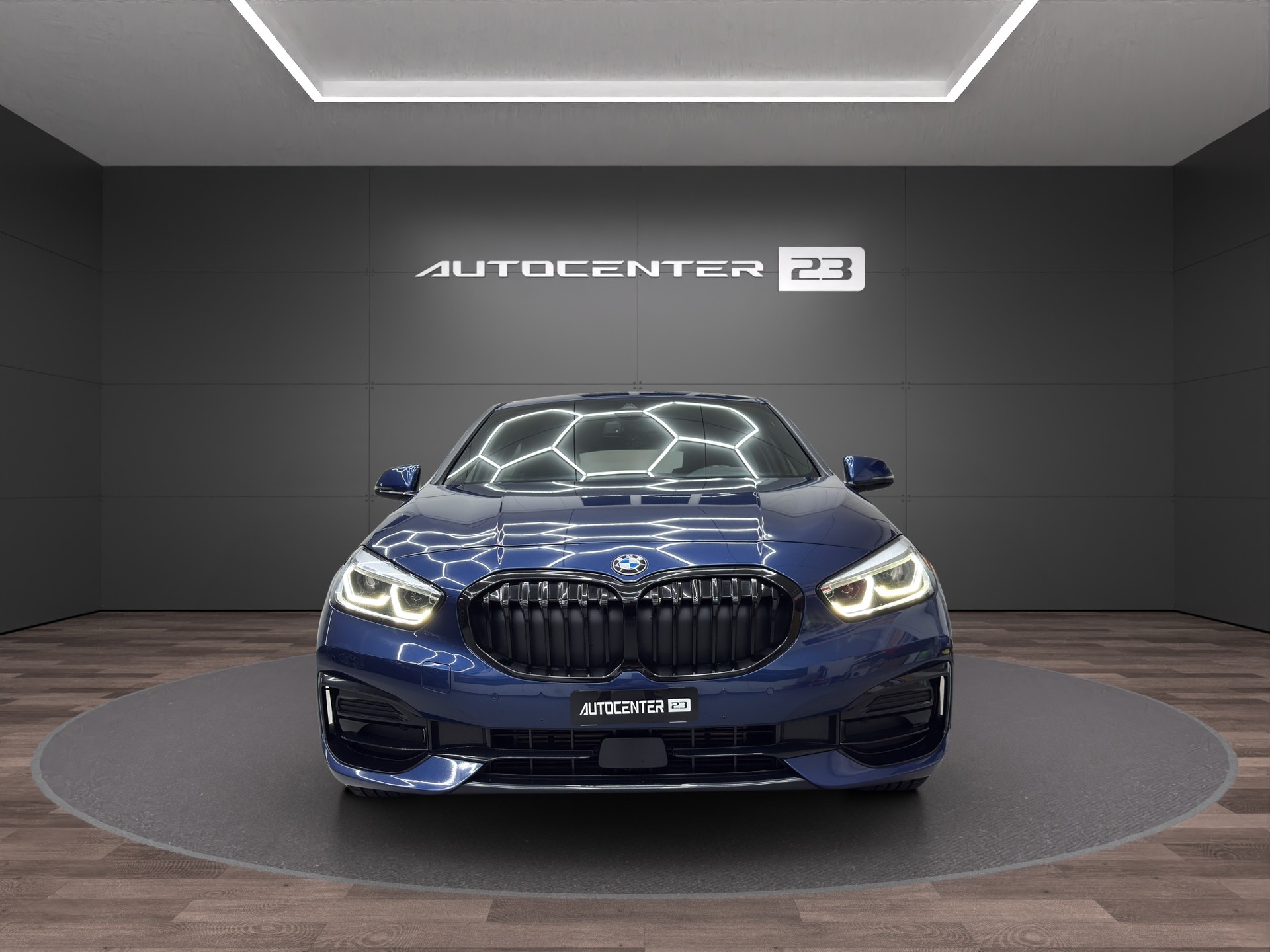 BMW 120d xDrive Steptronic Sport Line-image-7