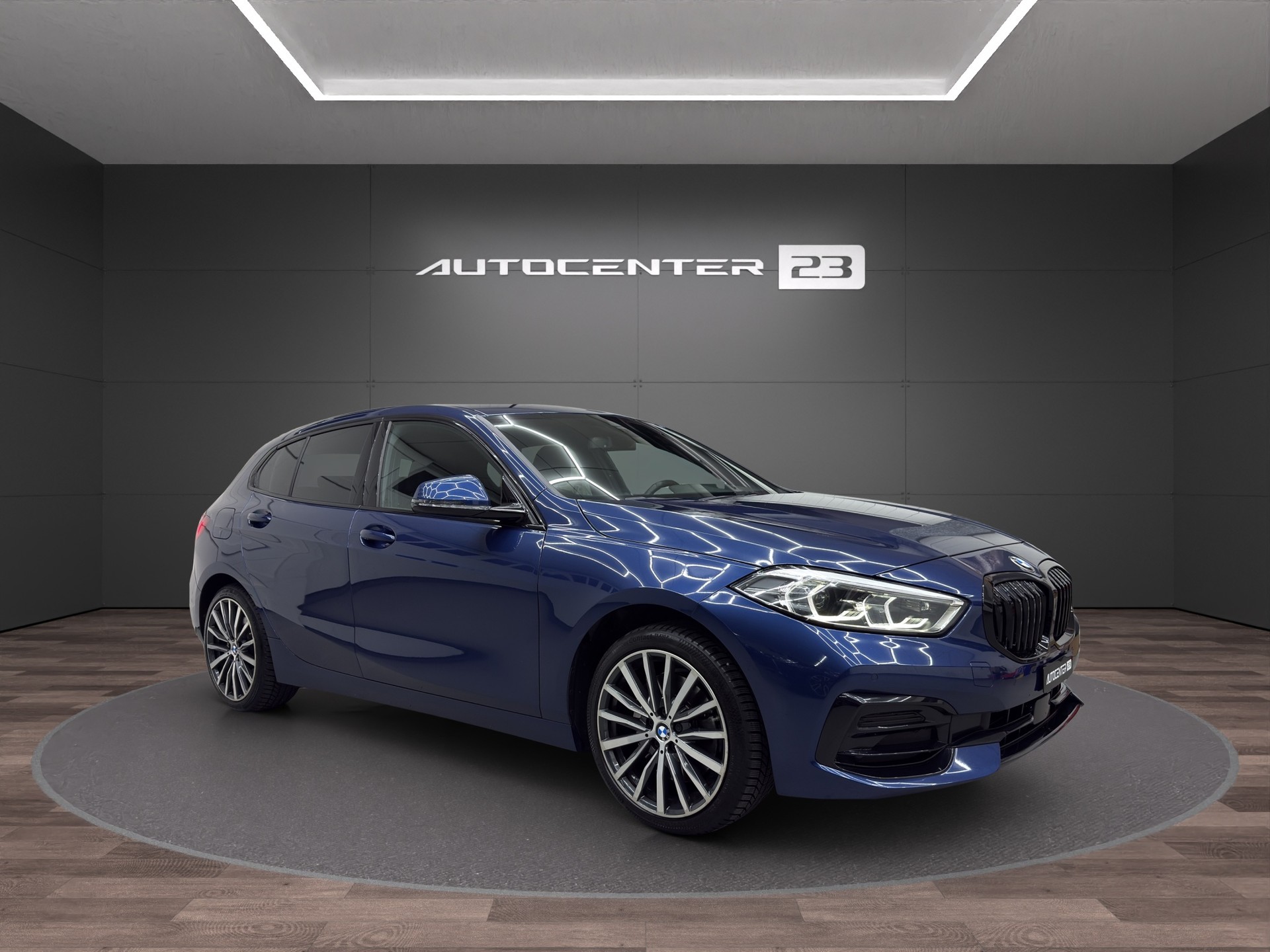 BMW 120d xDrive Steptronic Sport Line-image-6