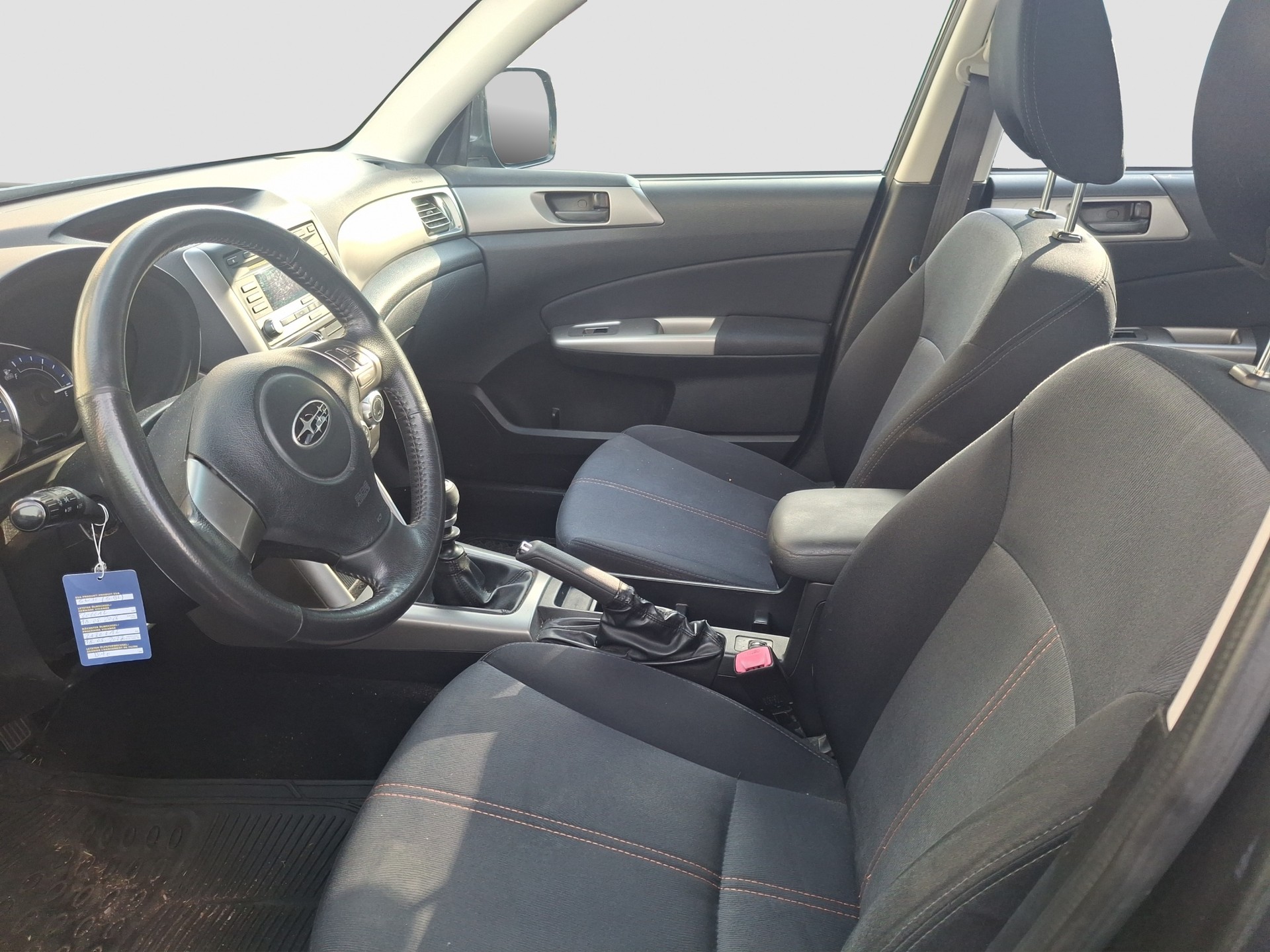 SUBARU Forester 2.0D XS Comfort-image-6