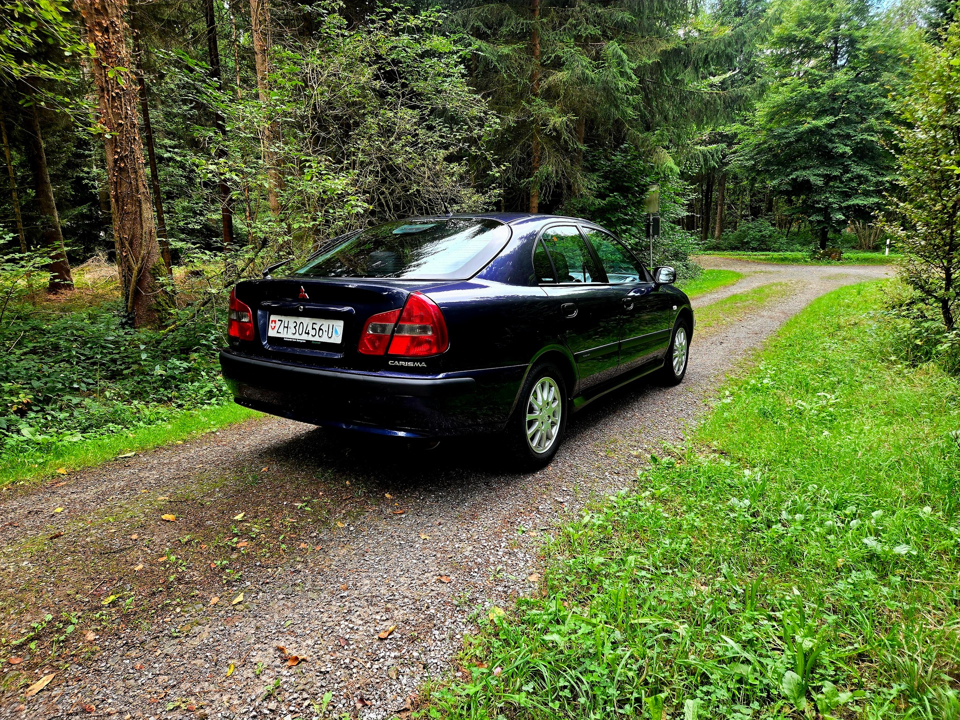 MITSUBISHI Carisma 1.8 GDI Elegance-image-8