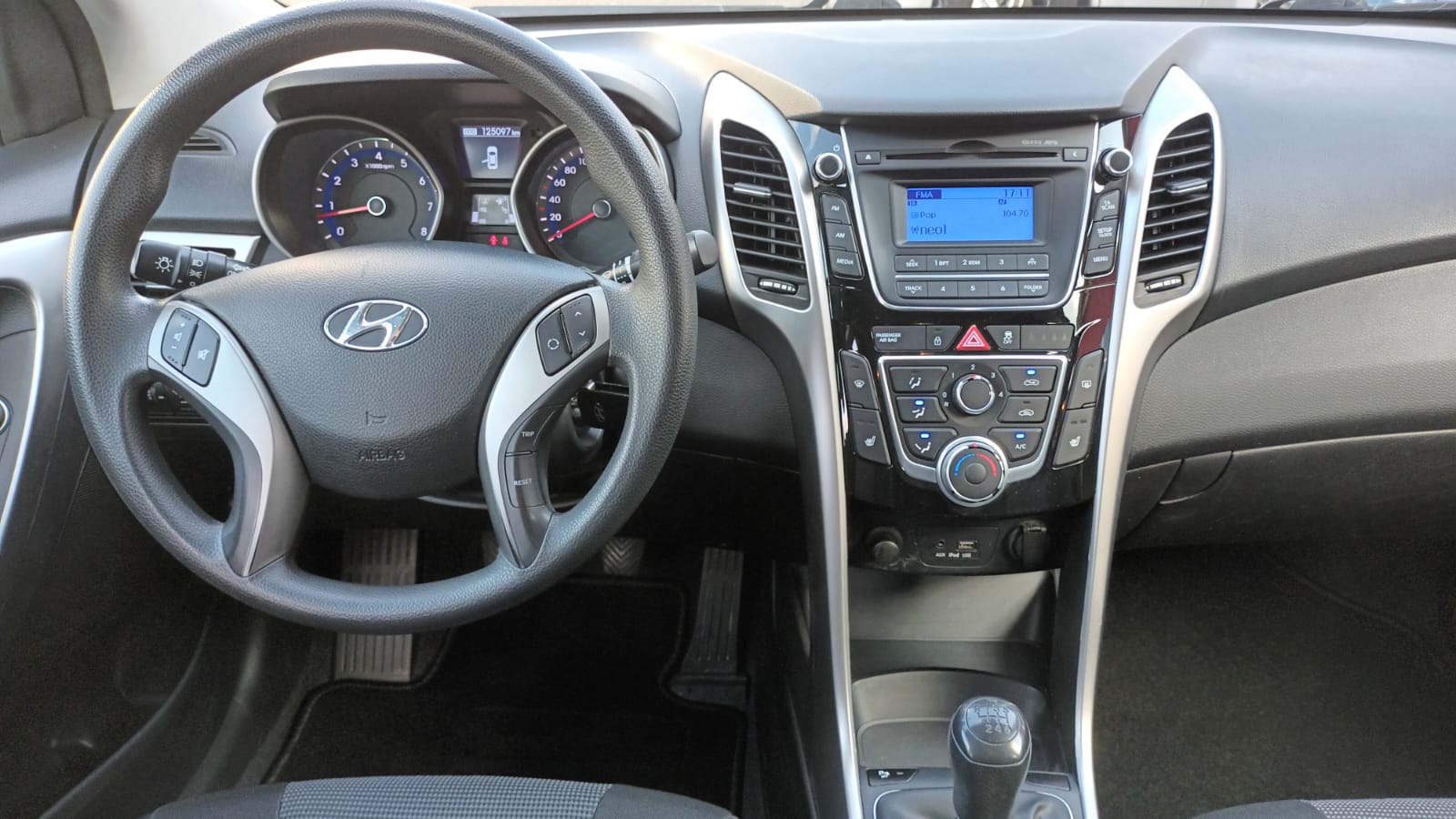 HYUNDAI i30 1.6 GDi Pica-image-9