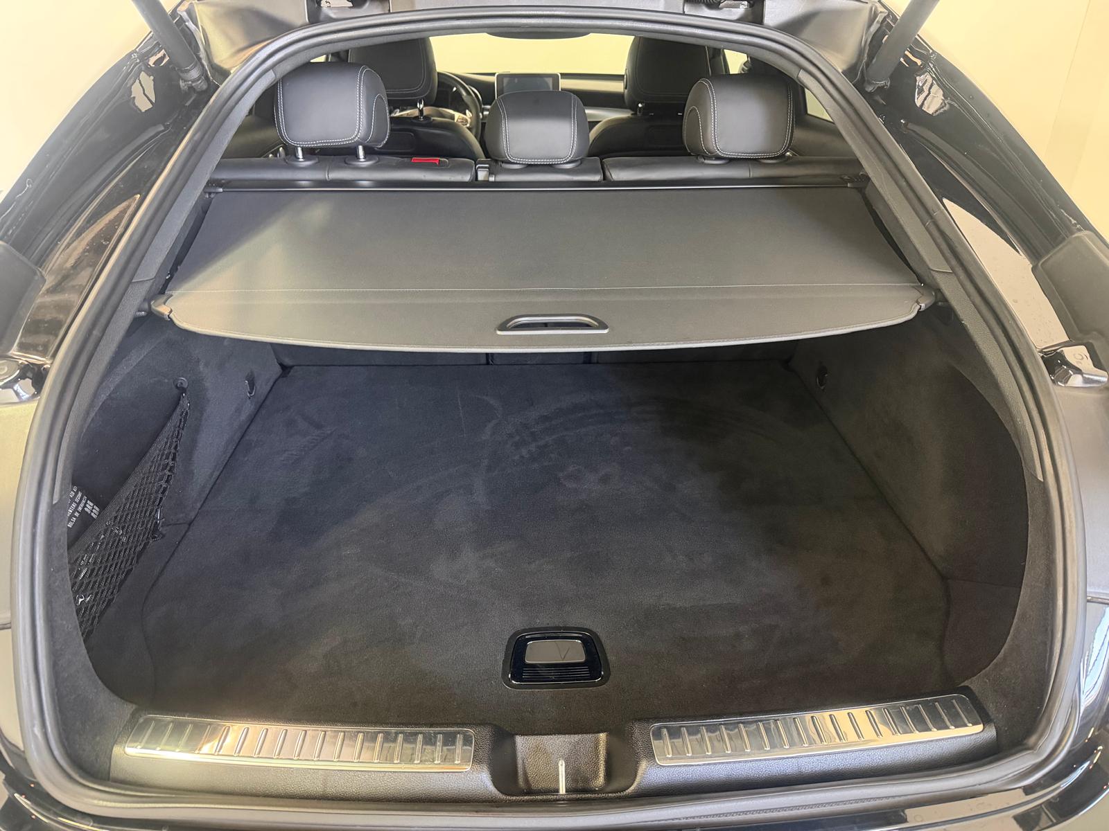MERCEDES-BENZ GLC Coupé 63 S AMG 4Matic+ 9G-Tronic-image-12