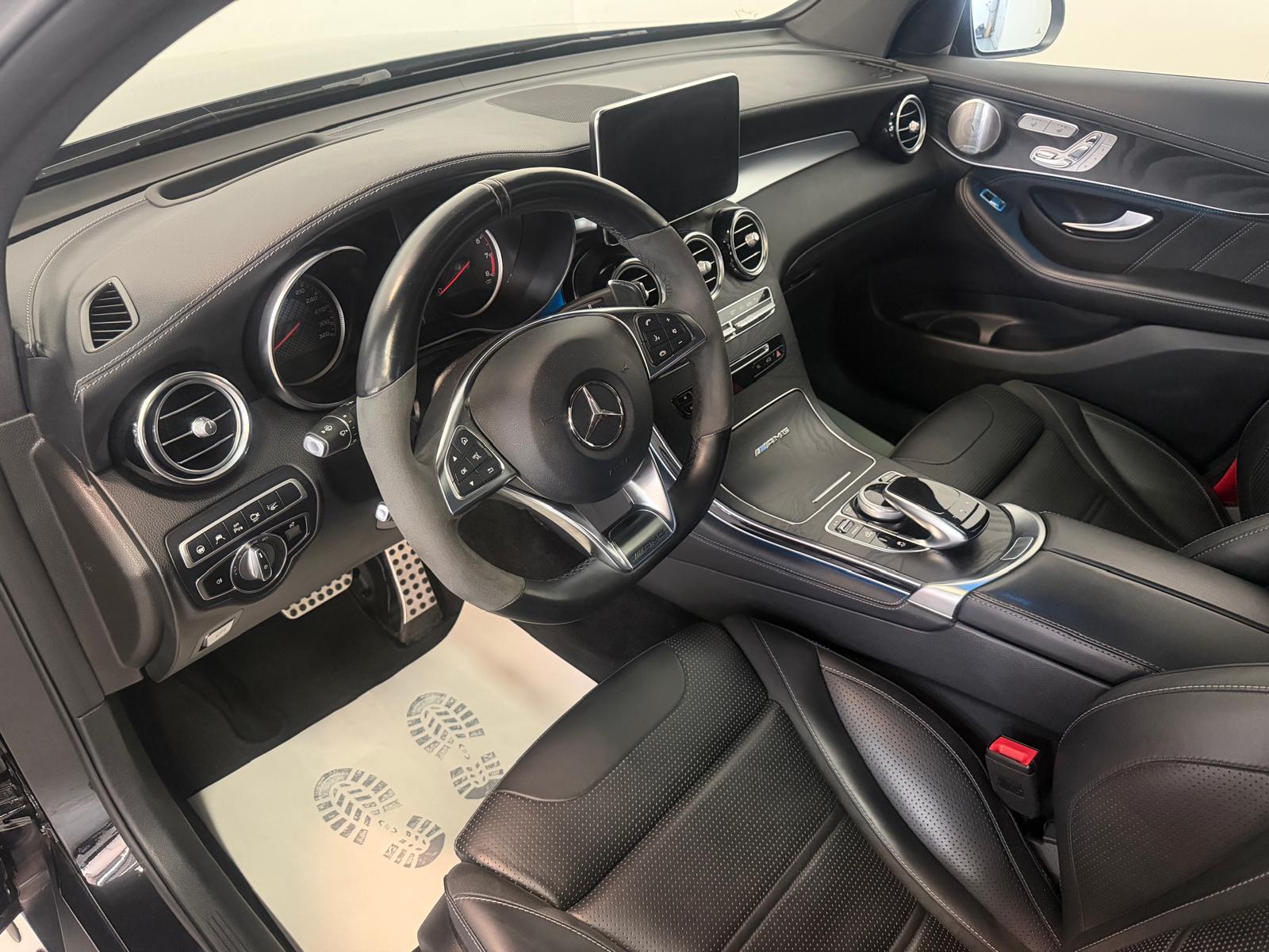 MERCEDES-BENZ GLC Coupé 63 S AMG 4Matic+ 9G-Tronic-image-14