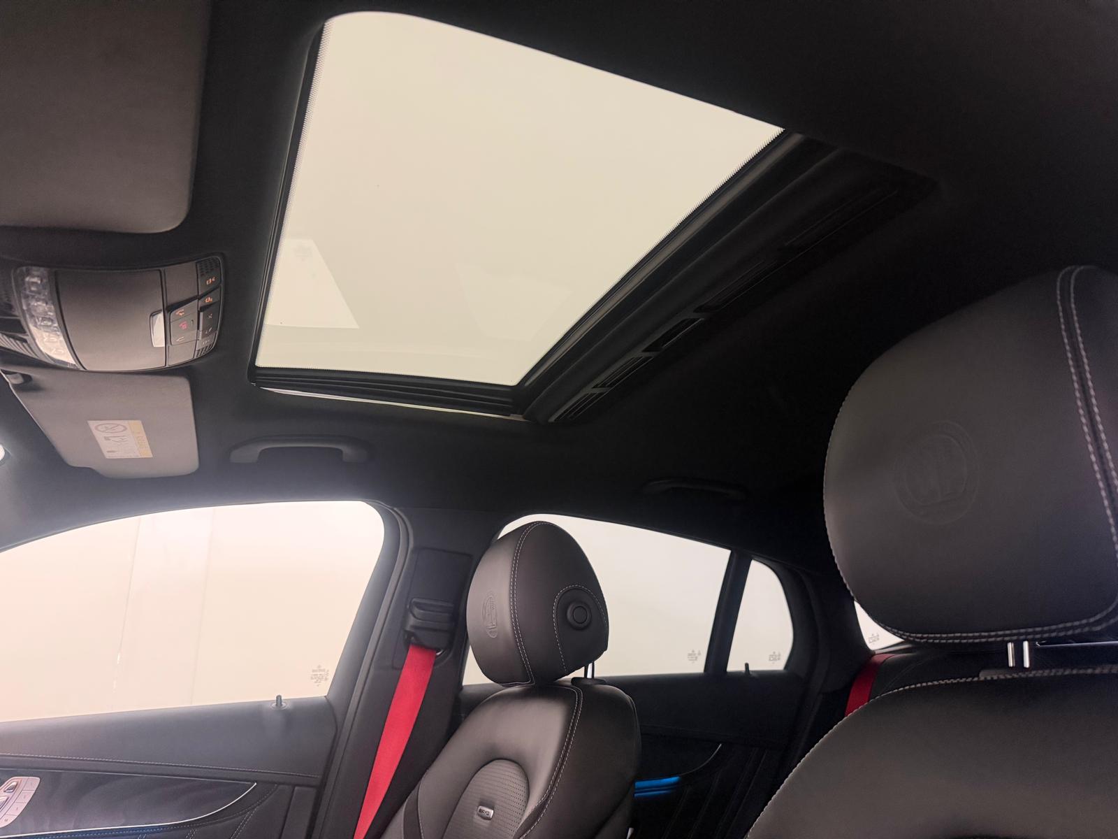 MERCEDES-BENZ GLC Coupé 63 S AMG 4Matic+ 9G-Tronic-image-17