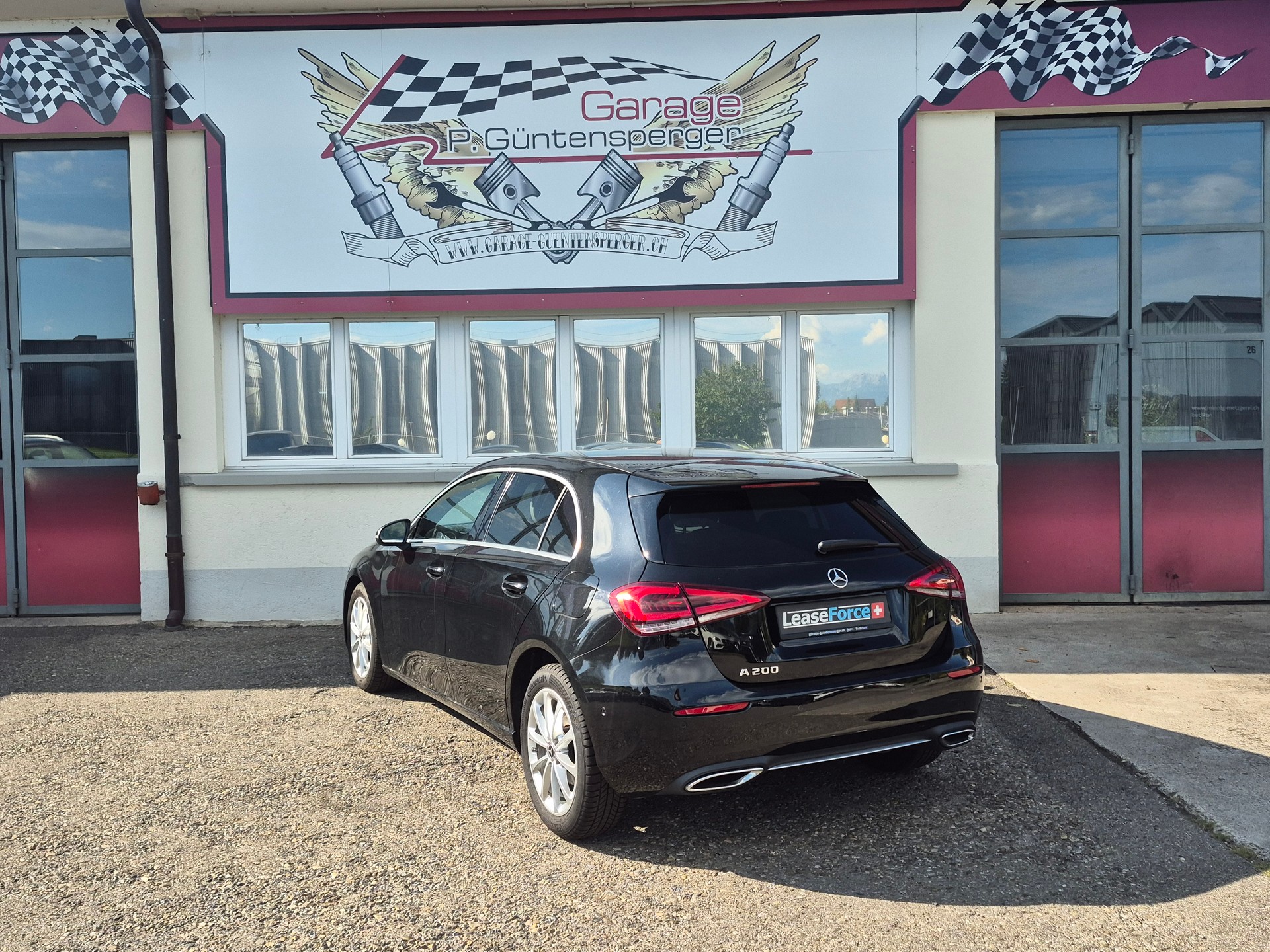 MERCEDES-BENZ A 200-image-5