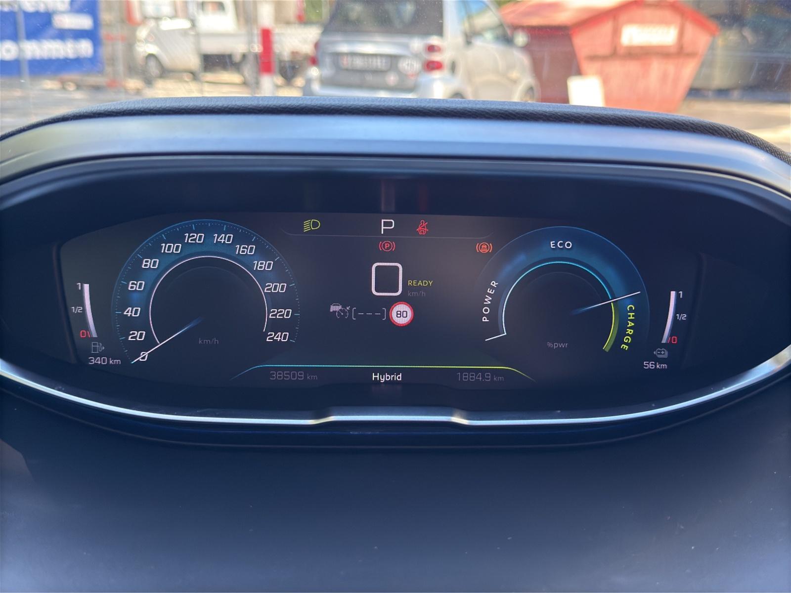 PEUGEOT 3008 1.6 Plug-in Hybrid GT-image-5