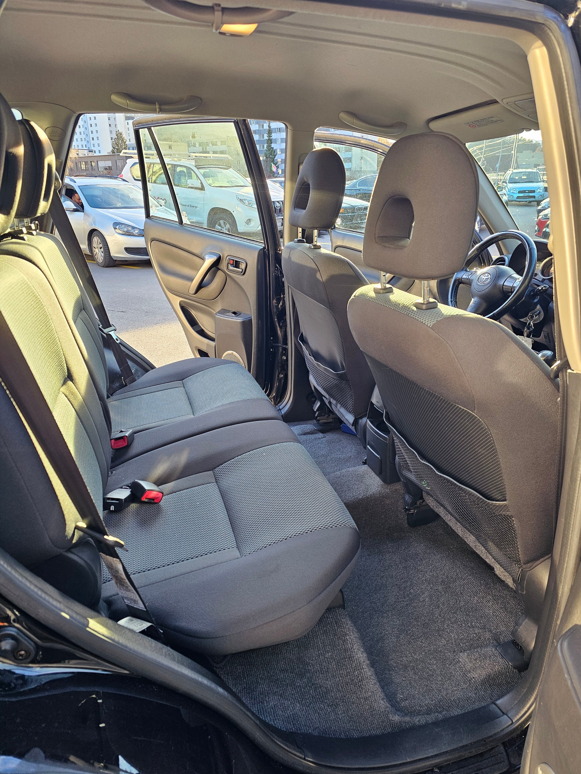 TOYOTA RAV-4 2.0 16V Linea Sol-image-11