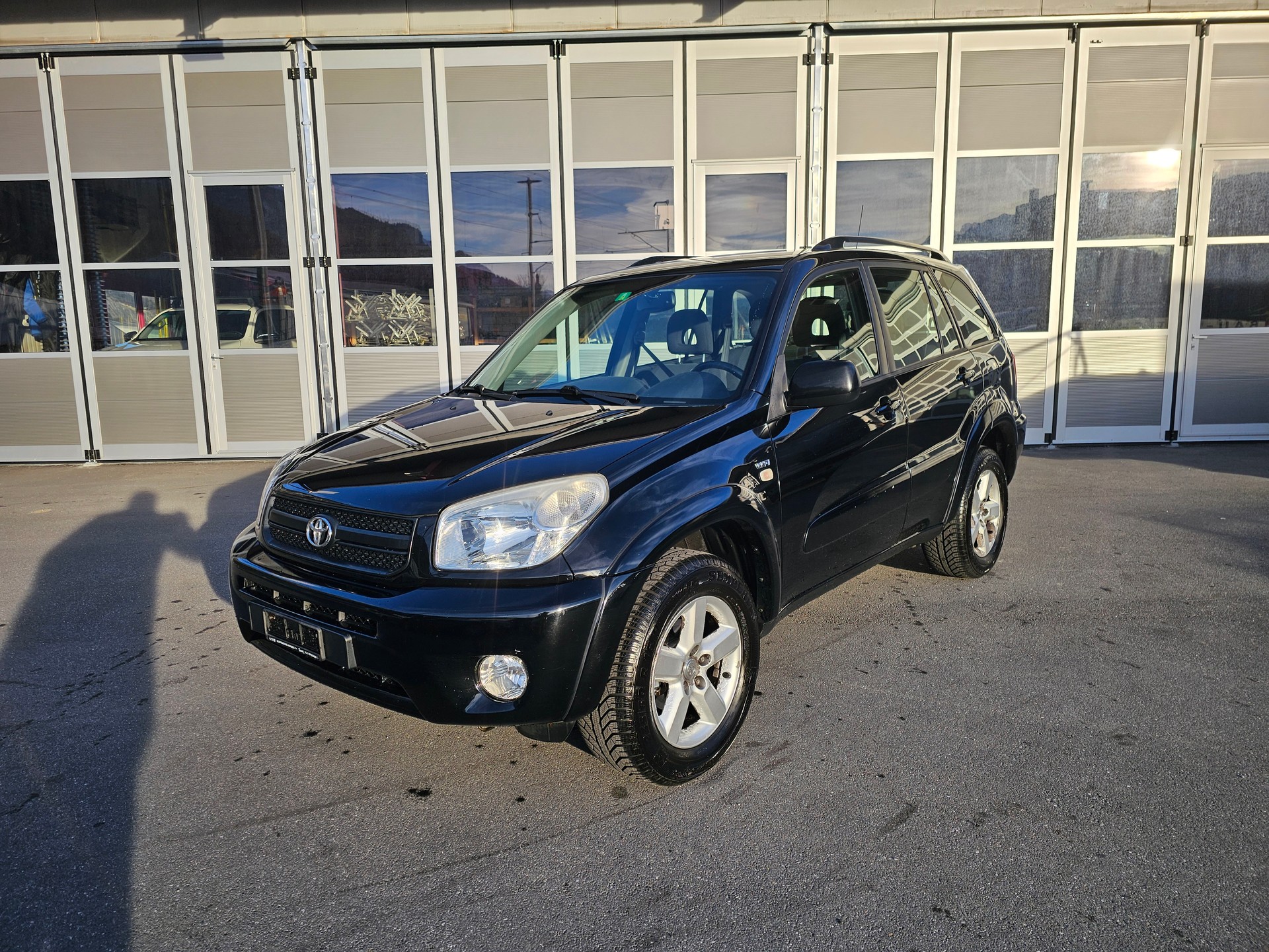 TOYOTA RAV-4 2.0 16V Linea Sol-image-0
