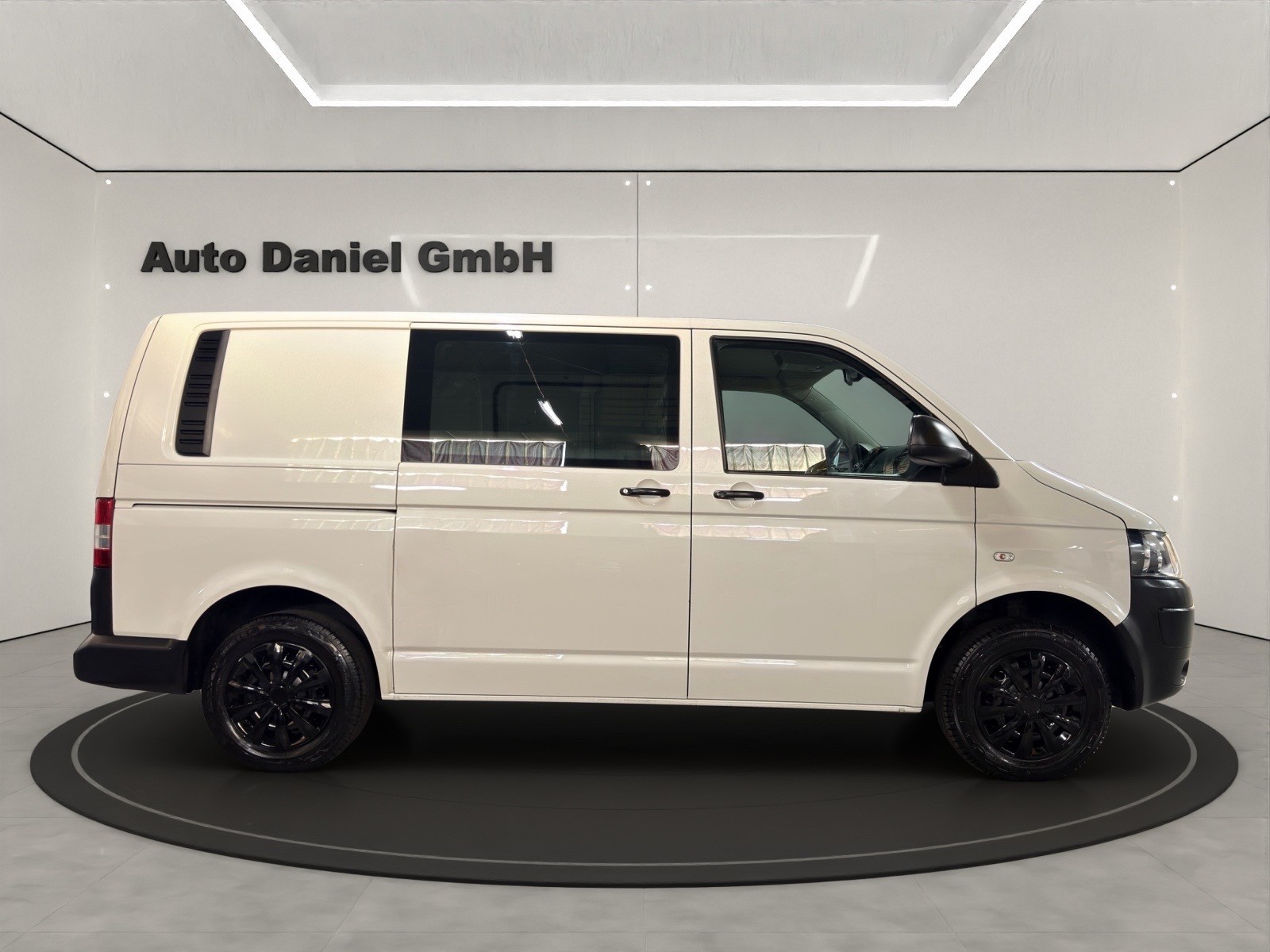 VW T5 2.0 TDI BMT ( Mit AHK )-image-4