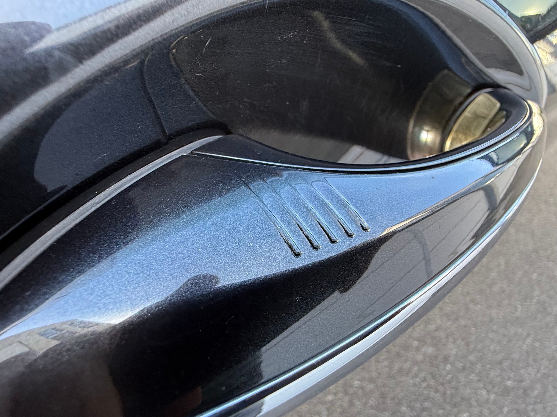 BMW 530d xDrive Steptronic *CH Fahrzeug *Frisch ab MFK *Automat *Tempomat *Diesel *Lederausstattung *Sitzheizung-image-13