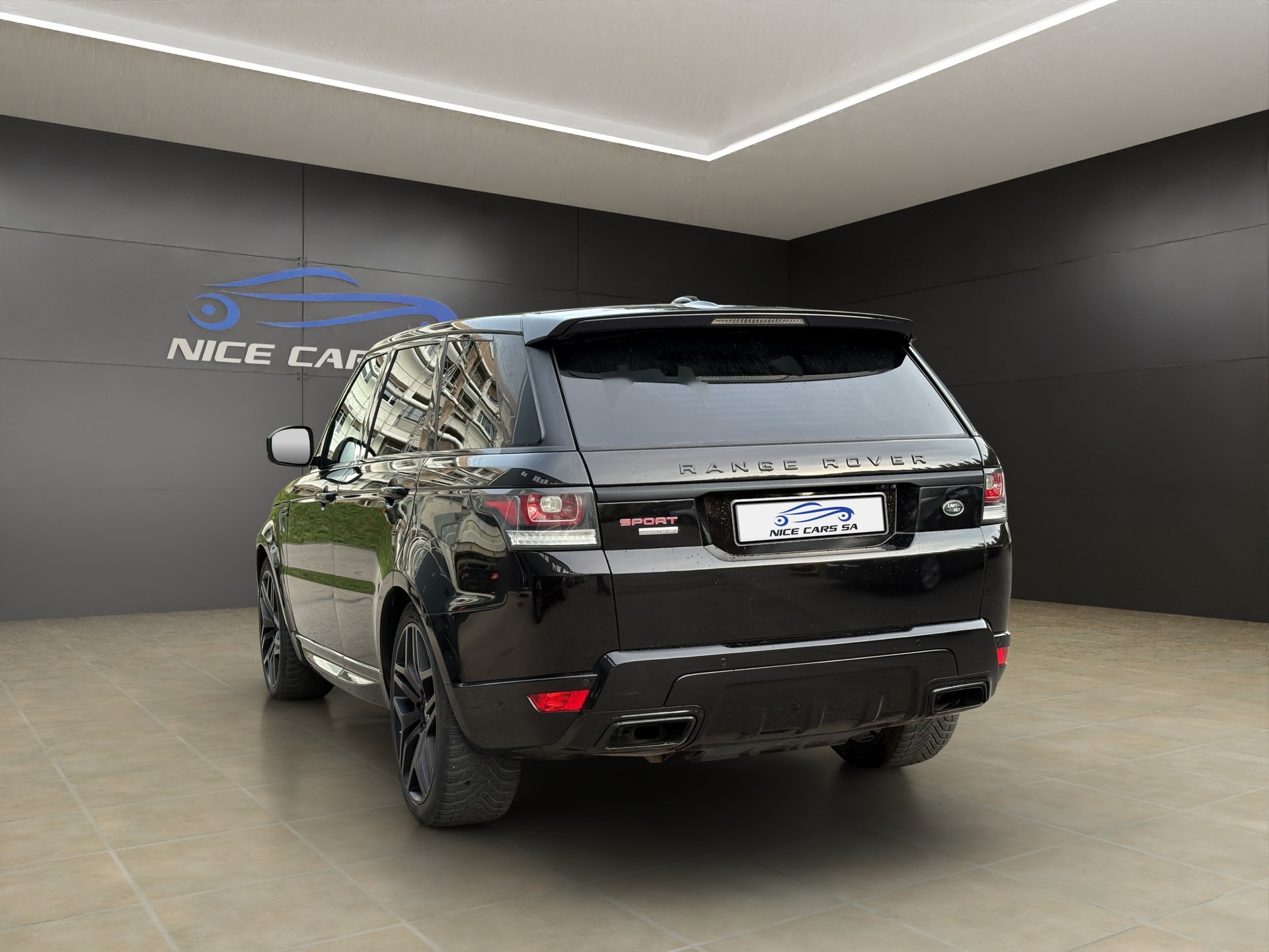 LAND ROVER Range Rover Sport 3.0 SDV6 Autobiography Automatic-image-4
