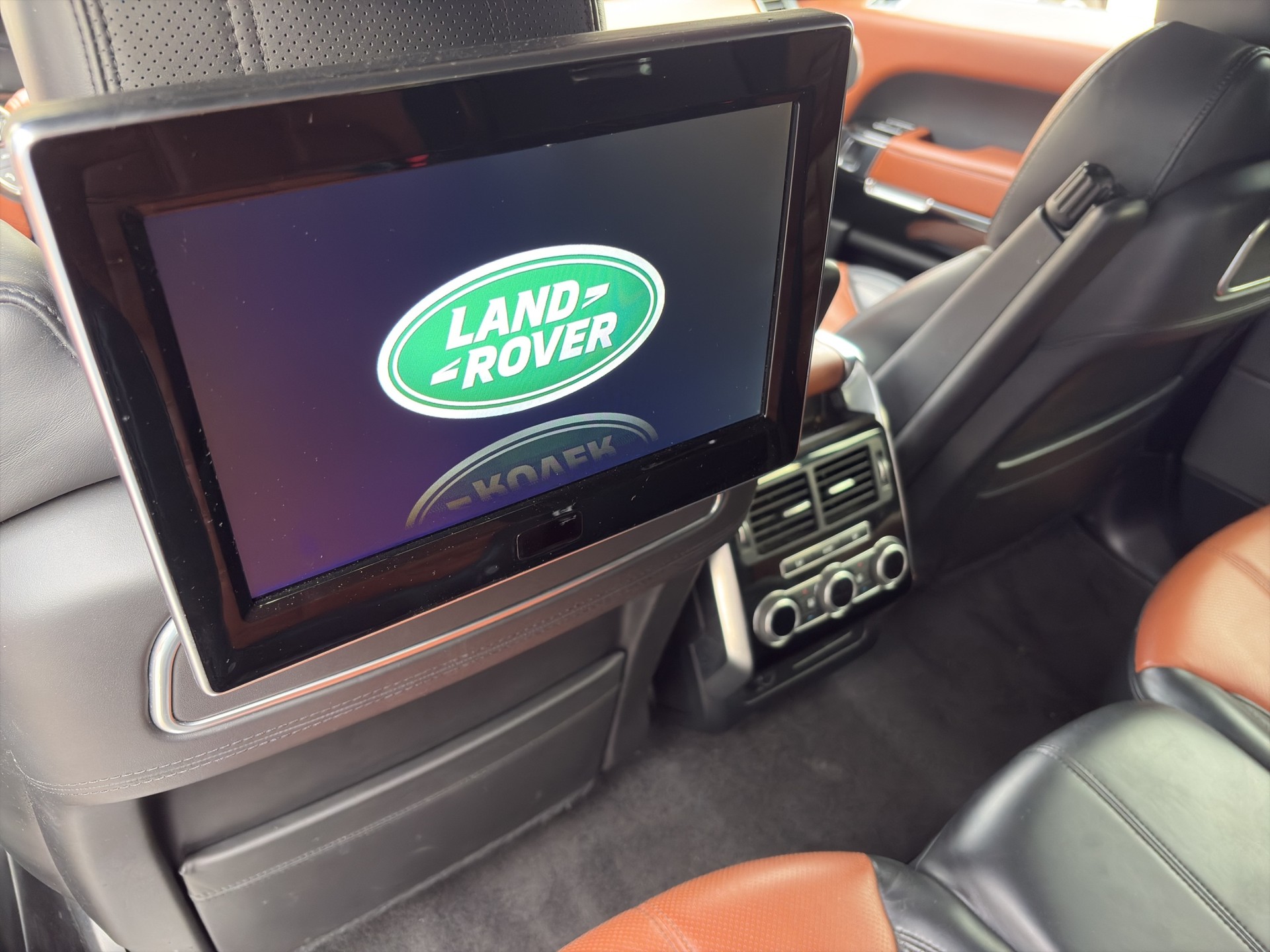 LAND ROVER Range Rover Sport 3.0 SDV6 Autobiography Automatic-image-24