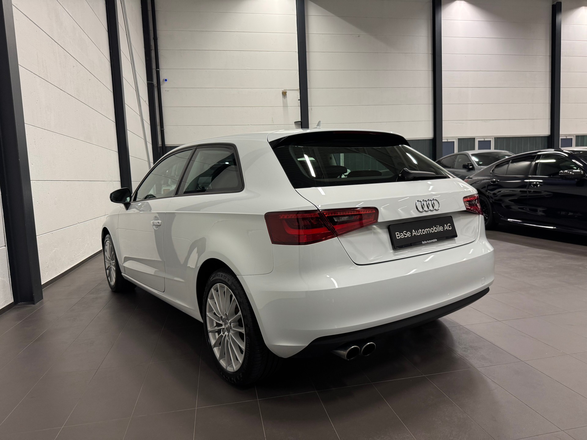 AUDI A3 1.8 TFSI Ambition S-tronic-image-14