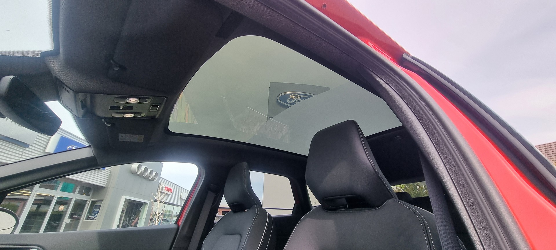 MITSUBISHI Grandis 1.8 HEV Instyle-image-9