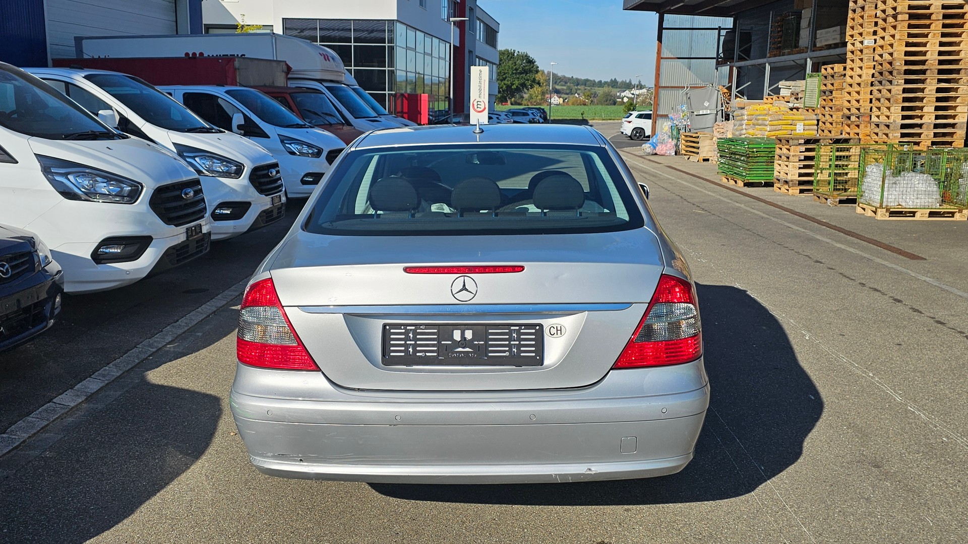 MERCEDES-BENZ E 200 Kompressor NGT Classic Automatic-image-7