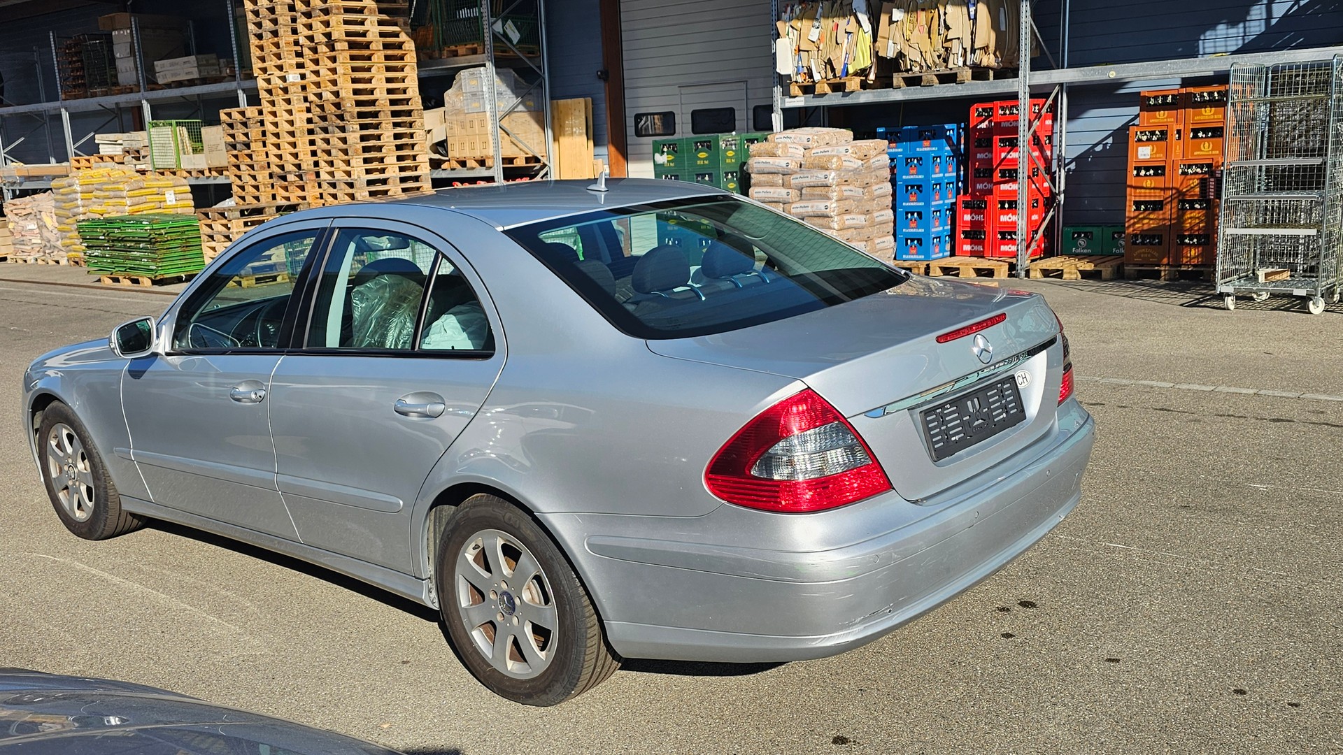 MERCEDES-BENZ E 200 Kompressor NGT Classic Automatic-image-5