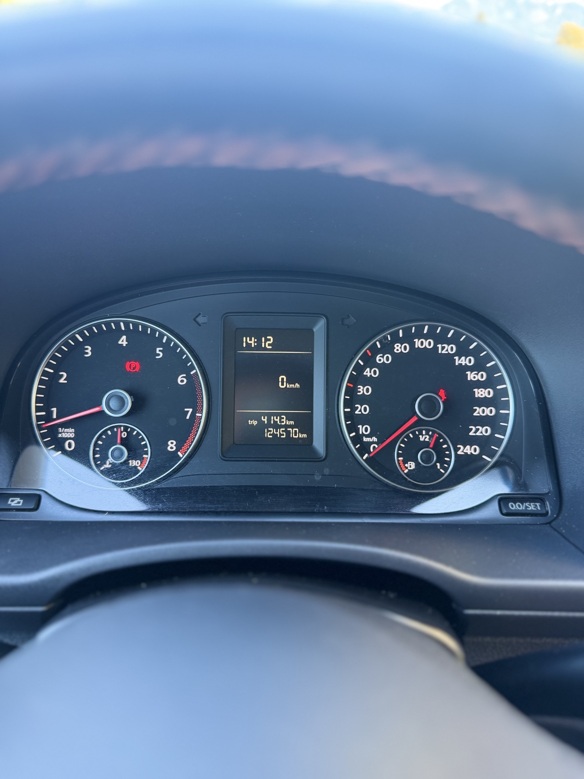 VW CADDY-image-8