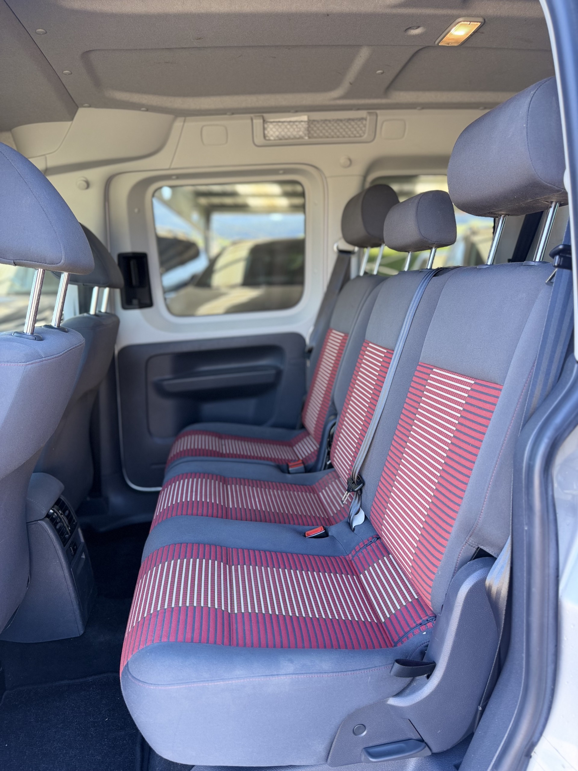 VW CADDY-image-7