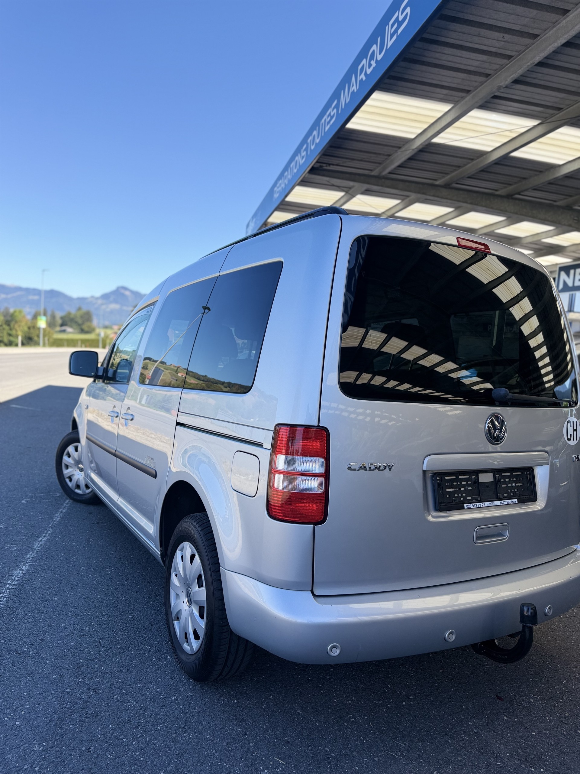 VW CADDY-image-1