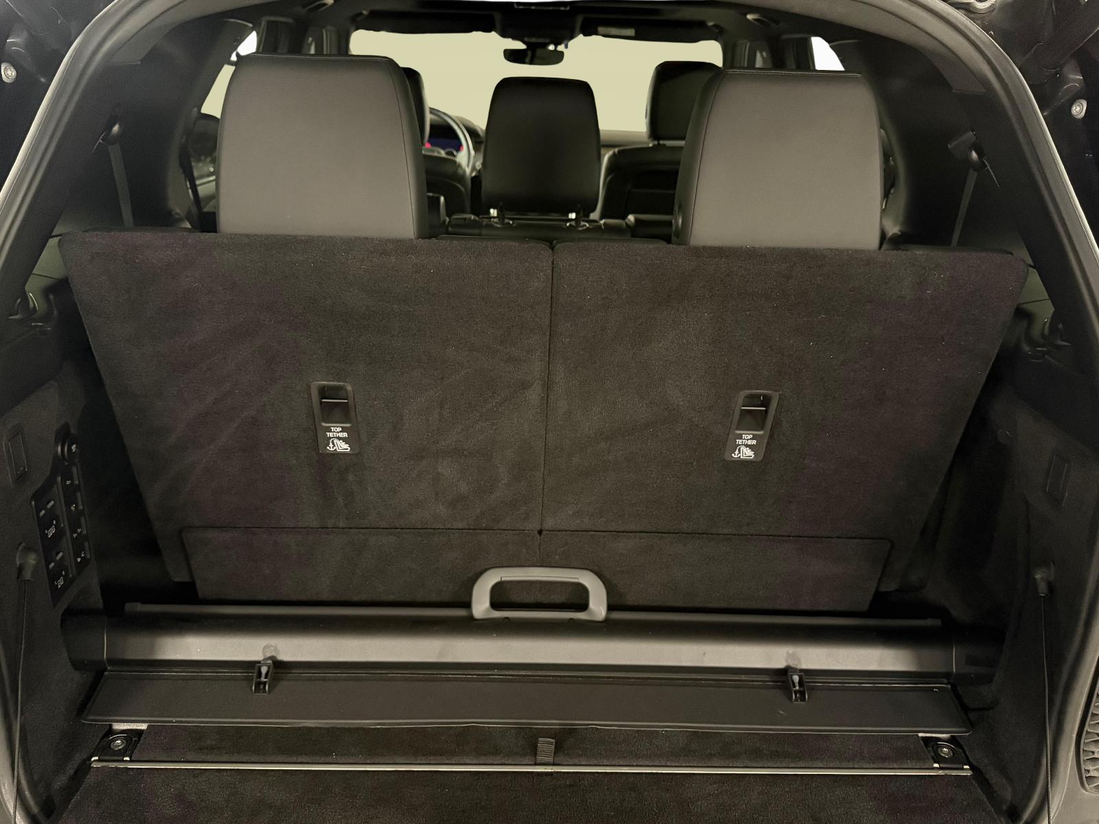 LAND ROVER Discovery 3.0 SDV6 HSE-image-14