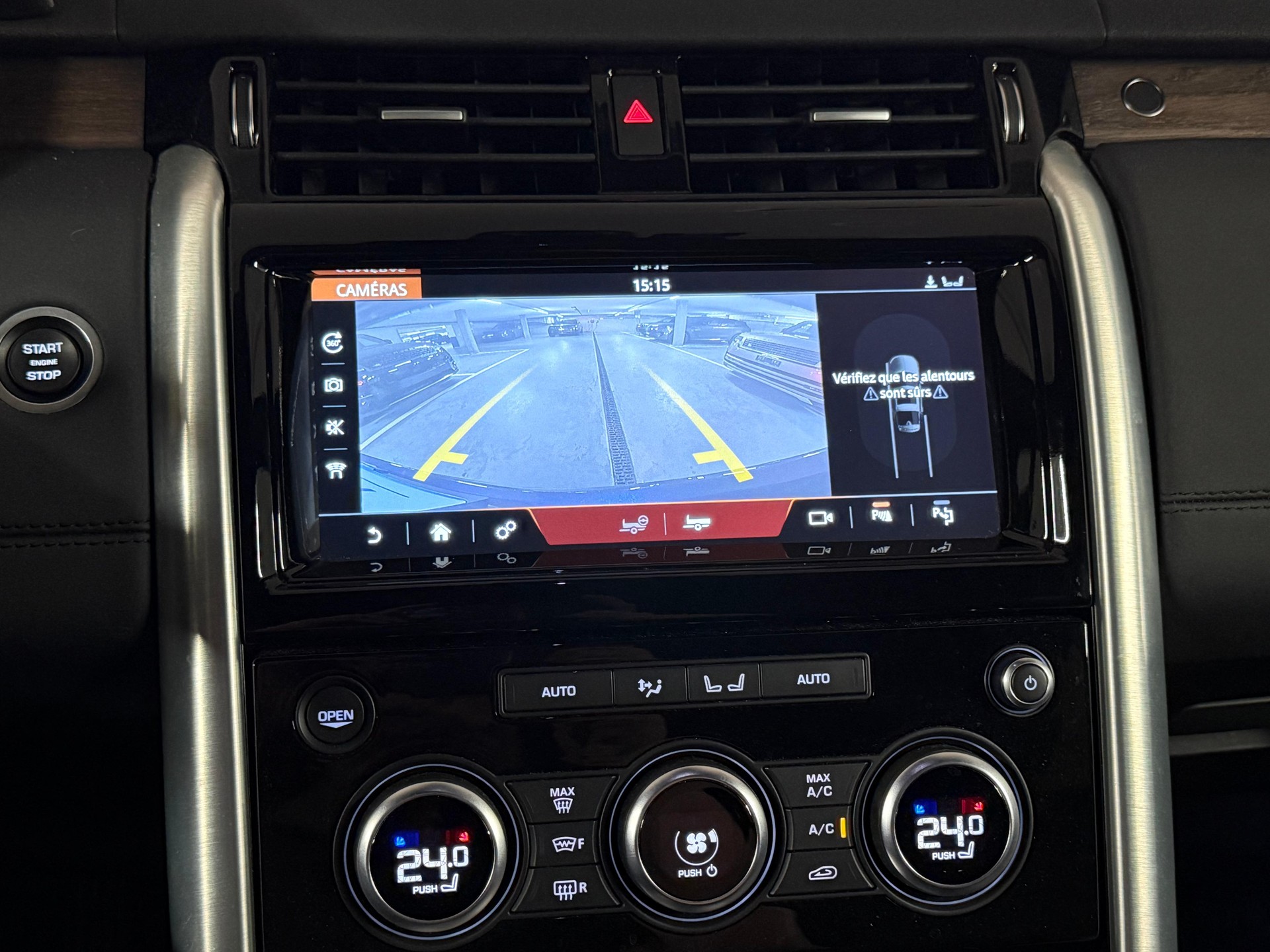 LAND ROVER Discovery 3.0 SDV6 HSE-image-16