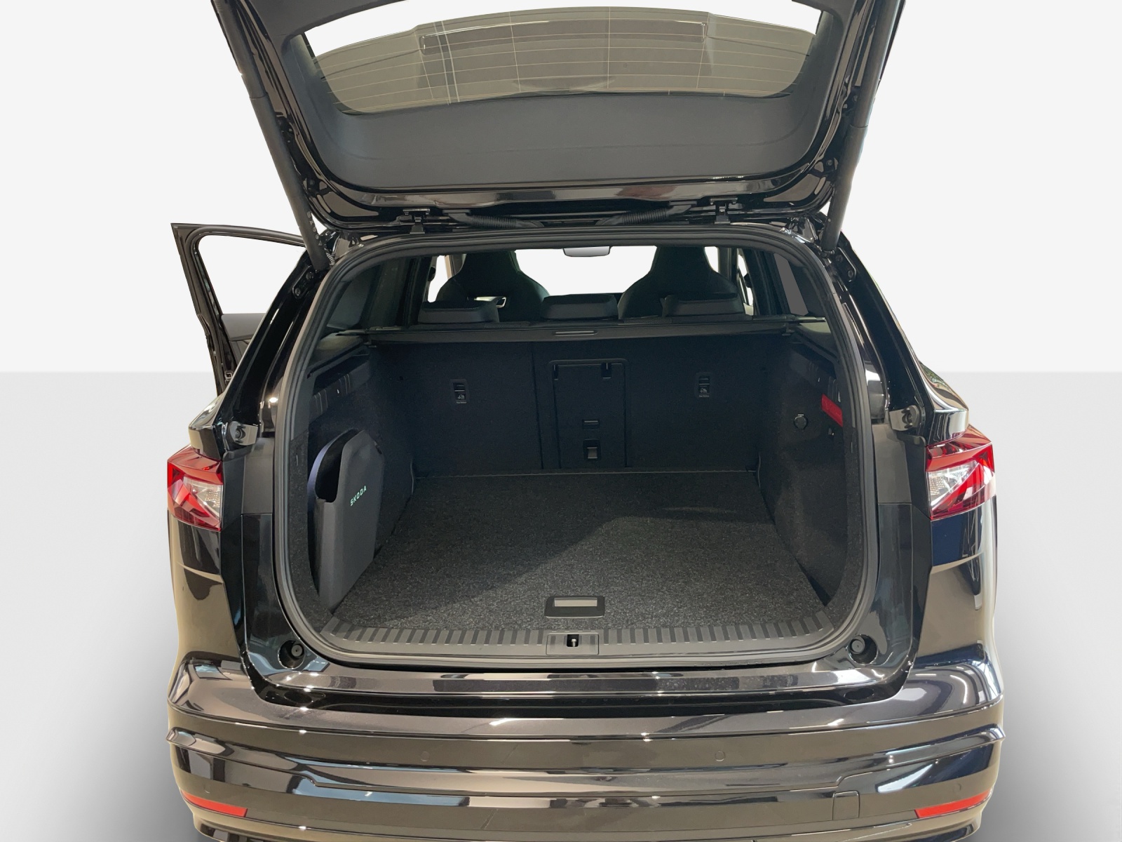 SKODA Enyaq 85x Sportline 4x4-image-12