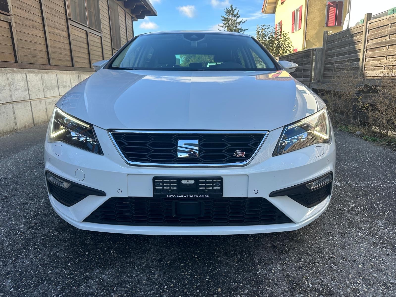 SEAT Leon 2.0 TSI FR DSG-image-4