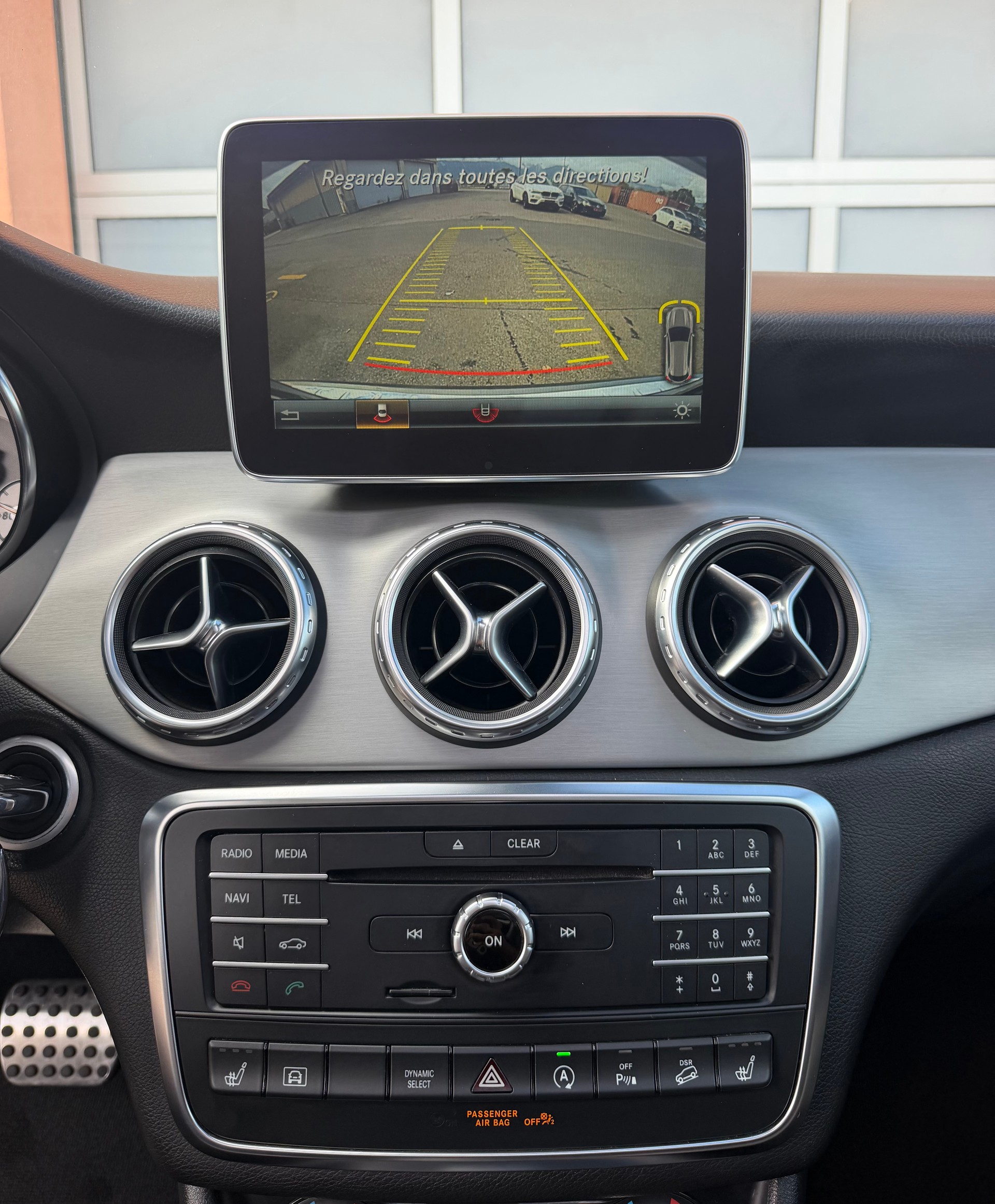 MERCEDES-BENZ GLA 250 AMG Line 4Matic 7G-DCT-image-9